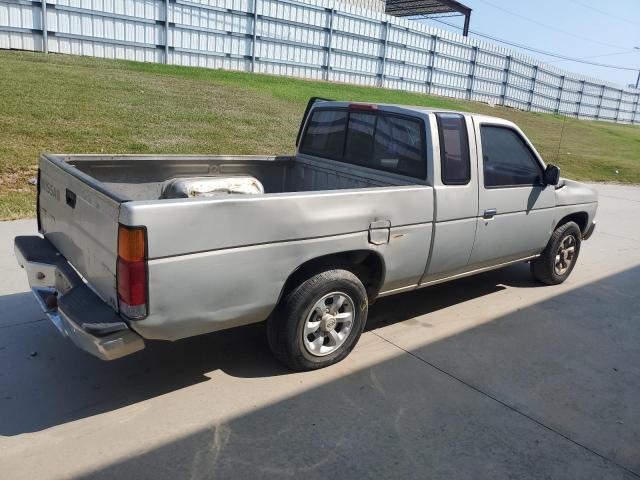 Photo 2 VIN: 1N6SD16S2VC428022 - NISSAN TRUCK KING 