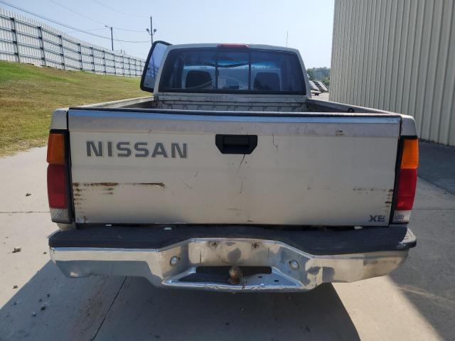 Photo 5 VIN: 1N6SD16S2VC428022 - NISSAN TRUCK KING 