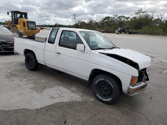 Photo 3 VIN: 1N6SD16S4PC348336 - NISSAN TRUCK KING 