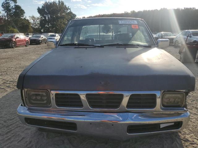 Photo 4 VIN: 1N6SD16S4TC308641 - NISSAN TRUCK KING 