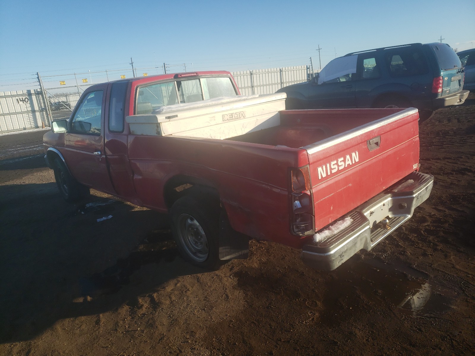 Photo 2 VIN: 1N6SD16S5SC356907 - NISSAN TRUCK KING 