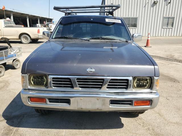 Photo 4 VIN: 1N6SD16SXTC332975 - NISSAN TRUCK KING 