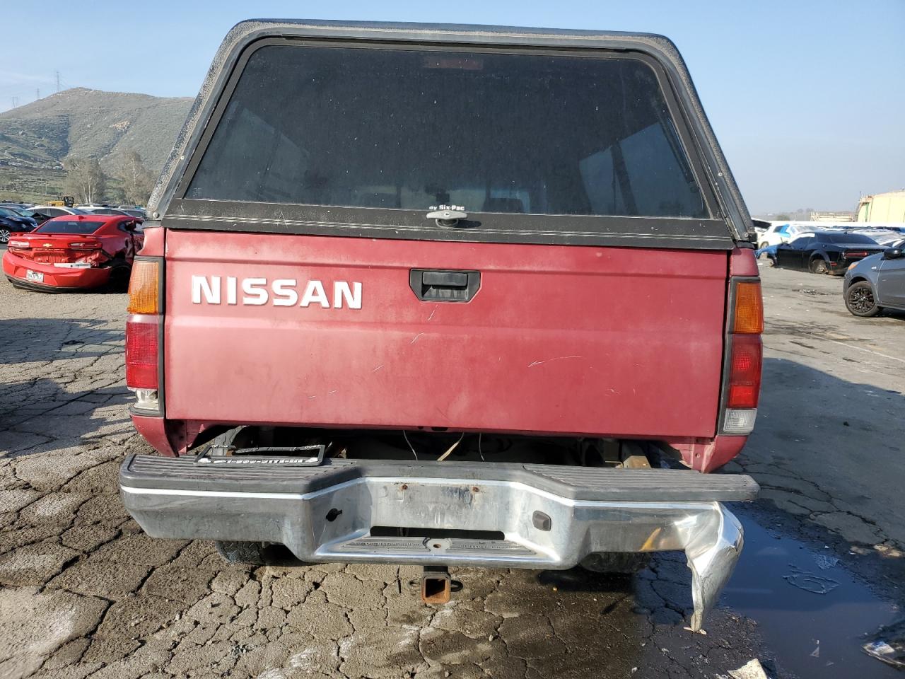 Photo 5 VIN: 1N6SD16Y4PC338832 - NISSAN TITAN 