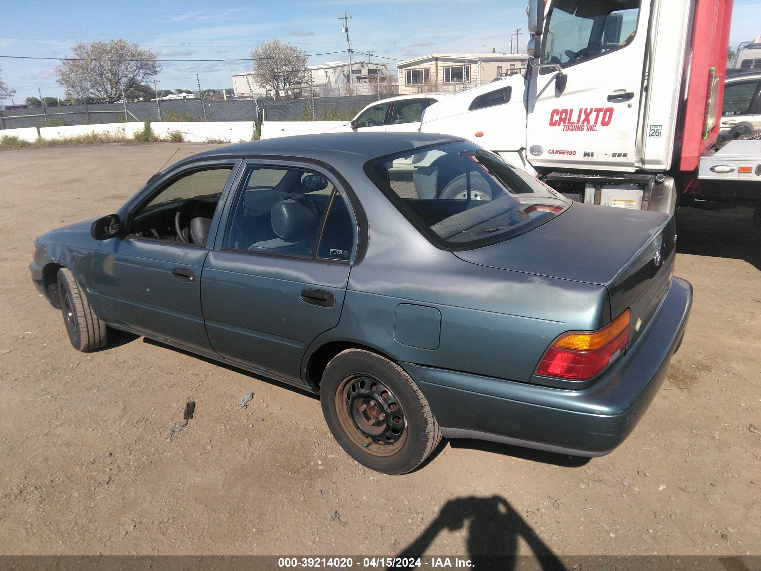 Photo 2 VIN: 1NXAE04B6SZ347177 - TOYOTA COROLLA 