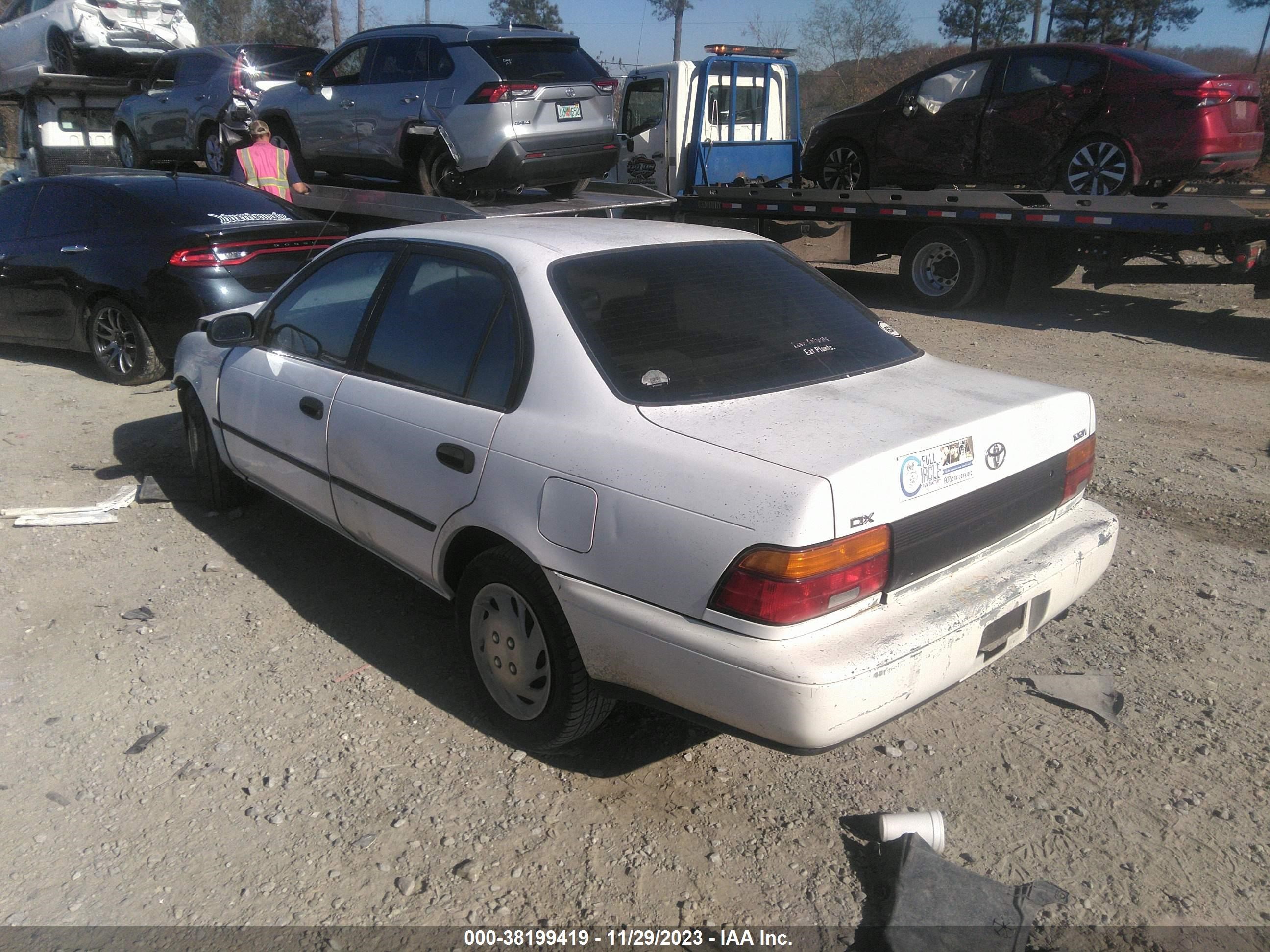 Photo 2 VIN: 1NXAE09B5RZ178238 - TOYOTA COROLLA 