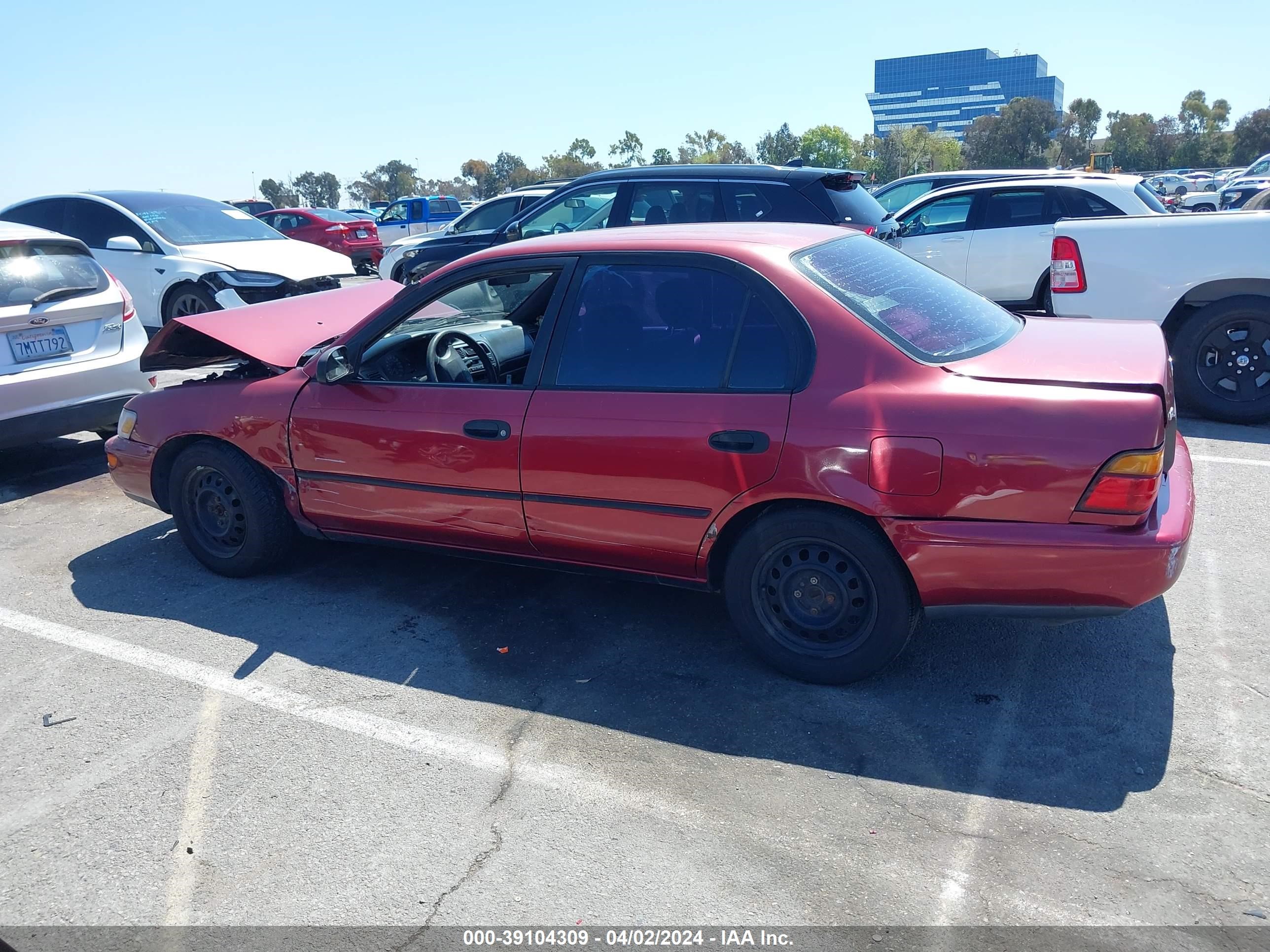 Photo 13 VIN: 1NXAE09B6SZ334390 - TOYOTA COROLLA 