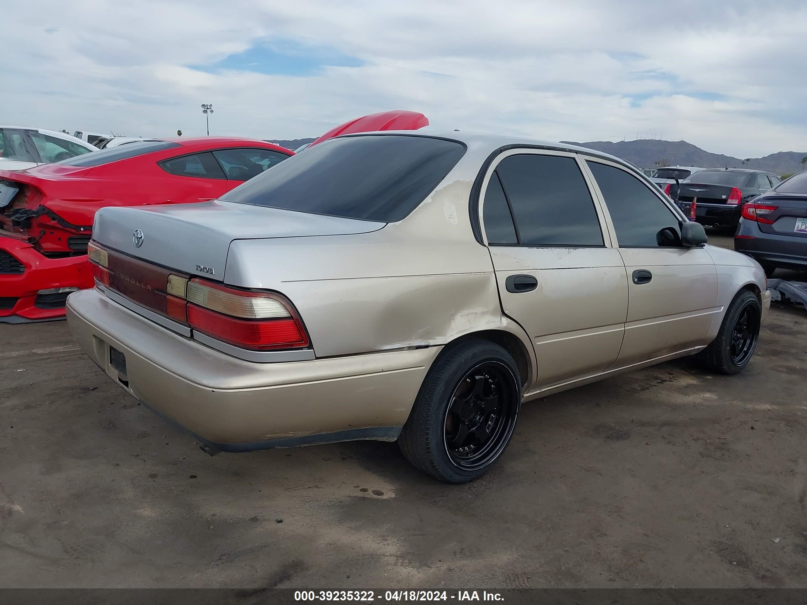 Photo 5 VIN: 1NXBA02E0TZ422650 - TOYOTA COROLLA 