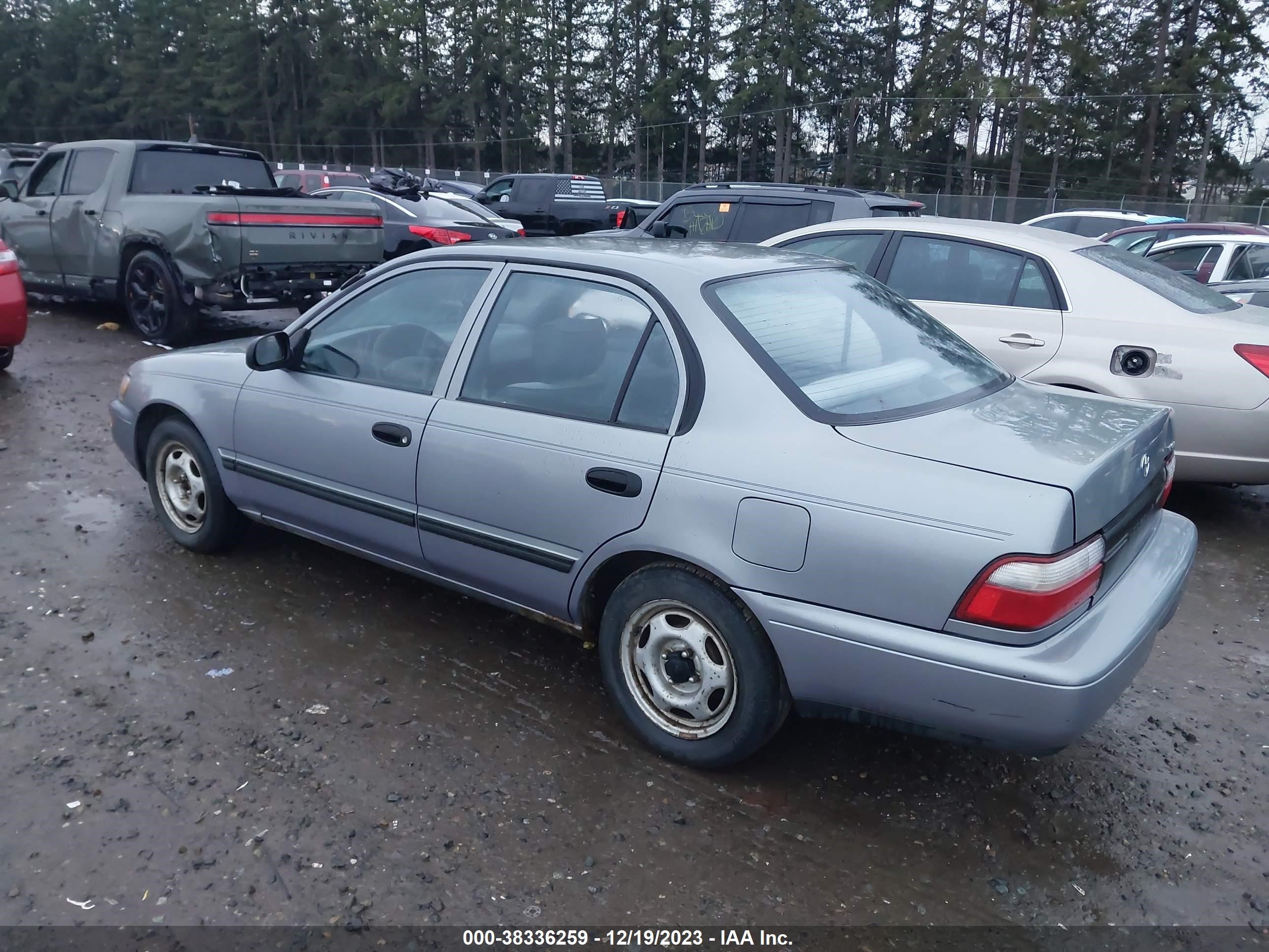 Photo 2 VIN: 1NXBA02E2VZ548169 - TOYOTA COROLLA 