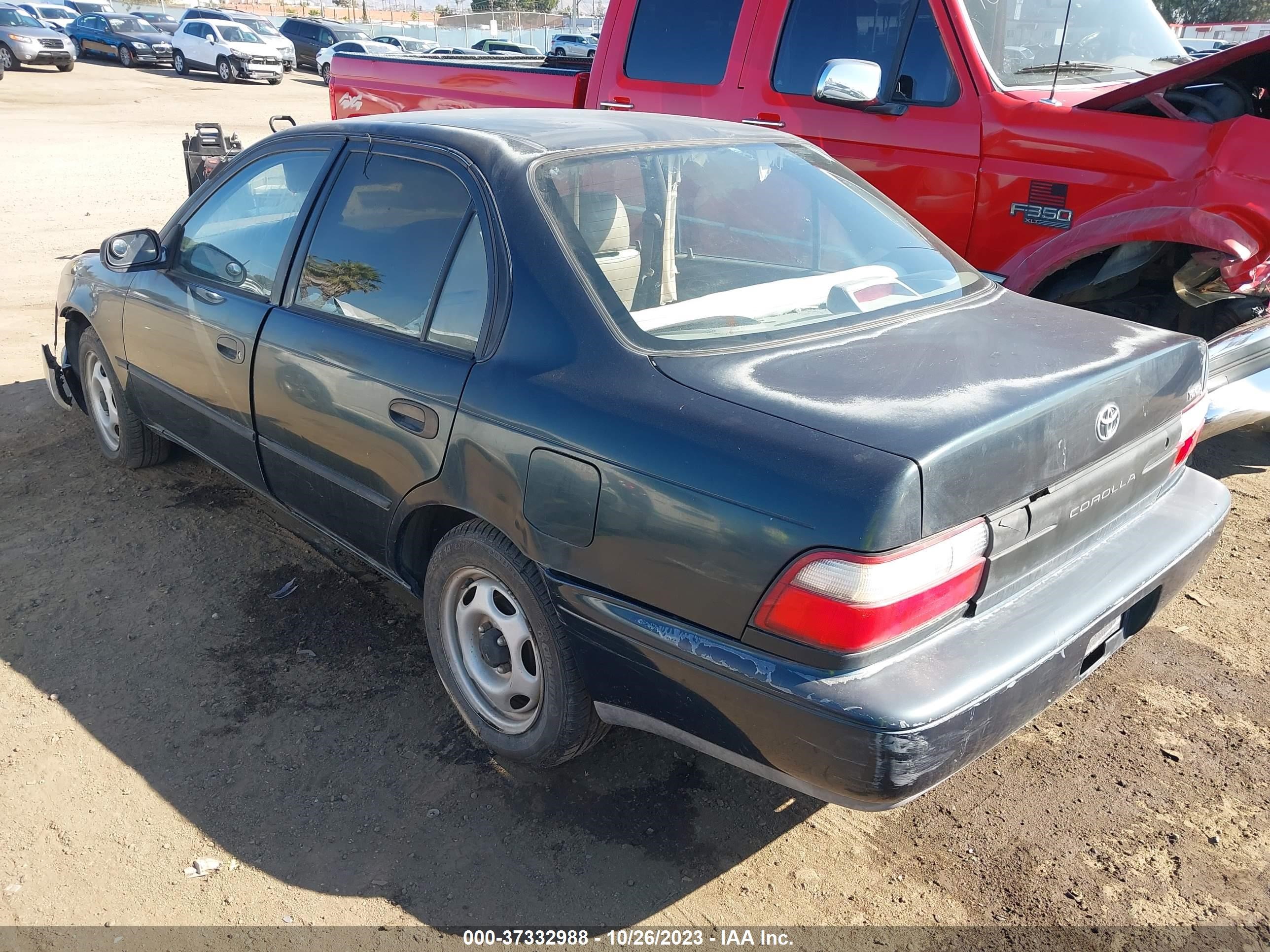 Photo 2 VIN: 1NXBA02E5TZ470466 - TOYOTA COROLLA 