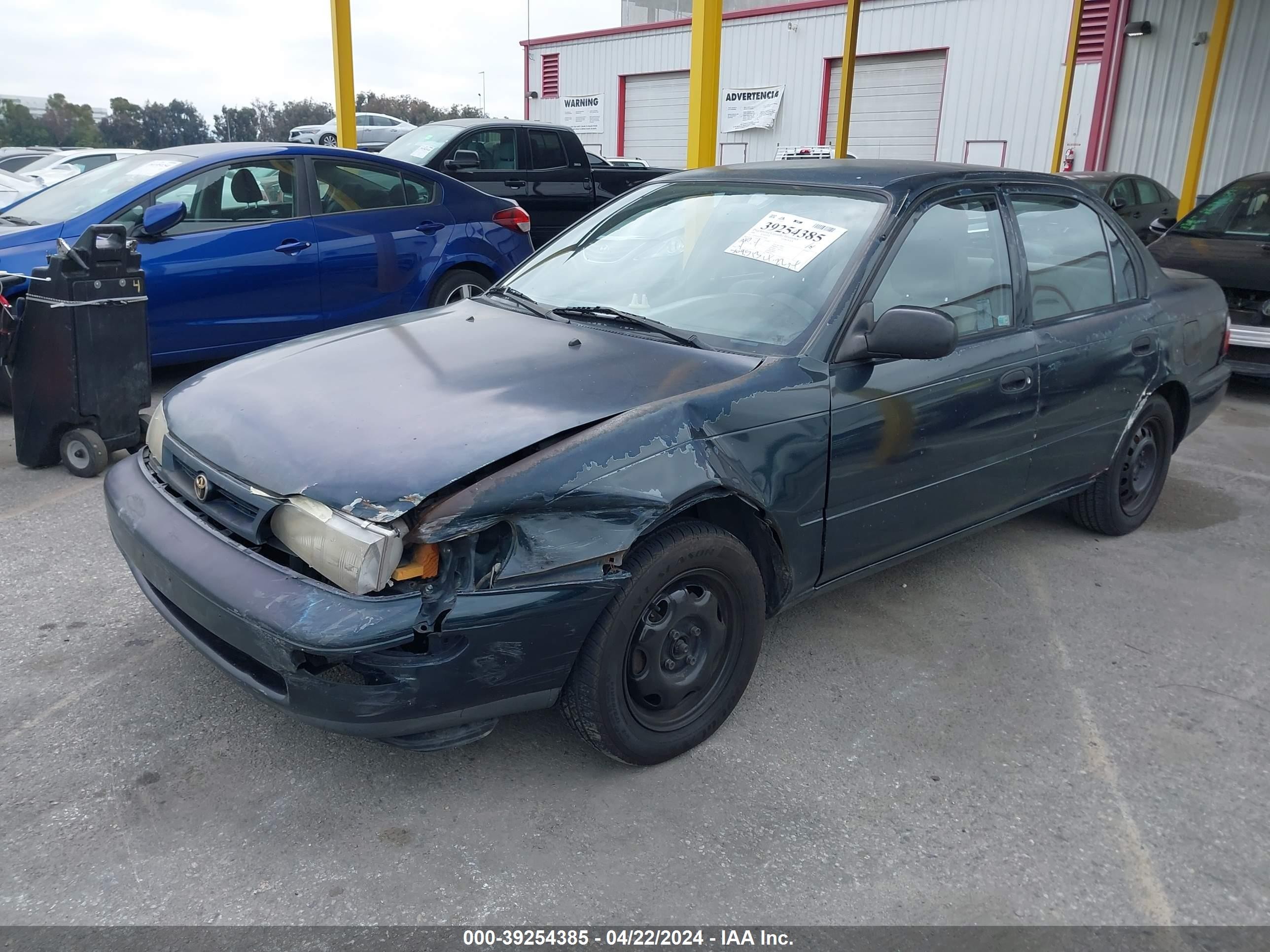 Photo 1 VIN: 1NXBA02E9TZ379684 - TOYOTA COROLLA 