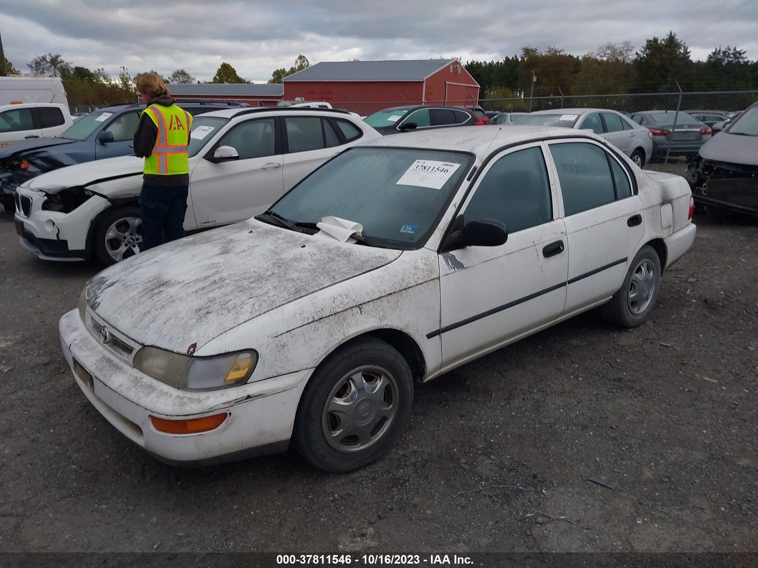 Photo 1 VIN: 1NXBA02E9TZ486895 - TOYOTA COROLLA 