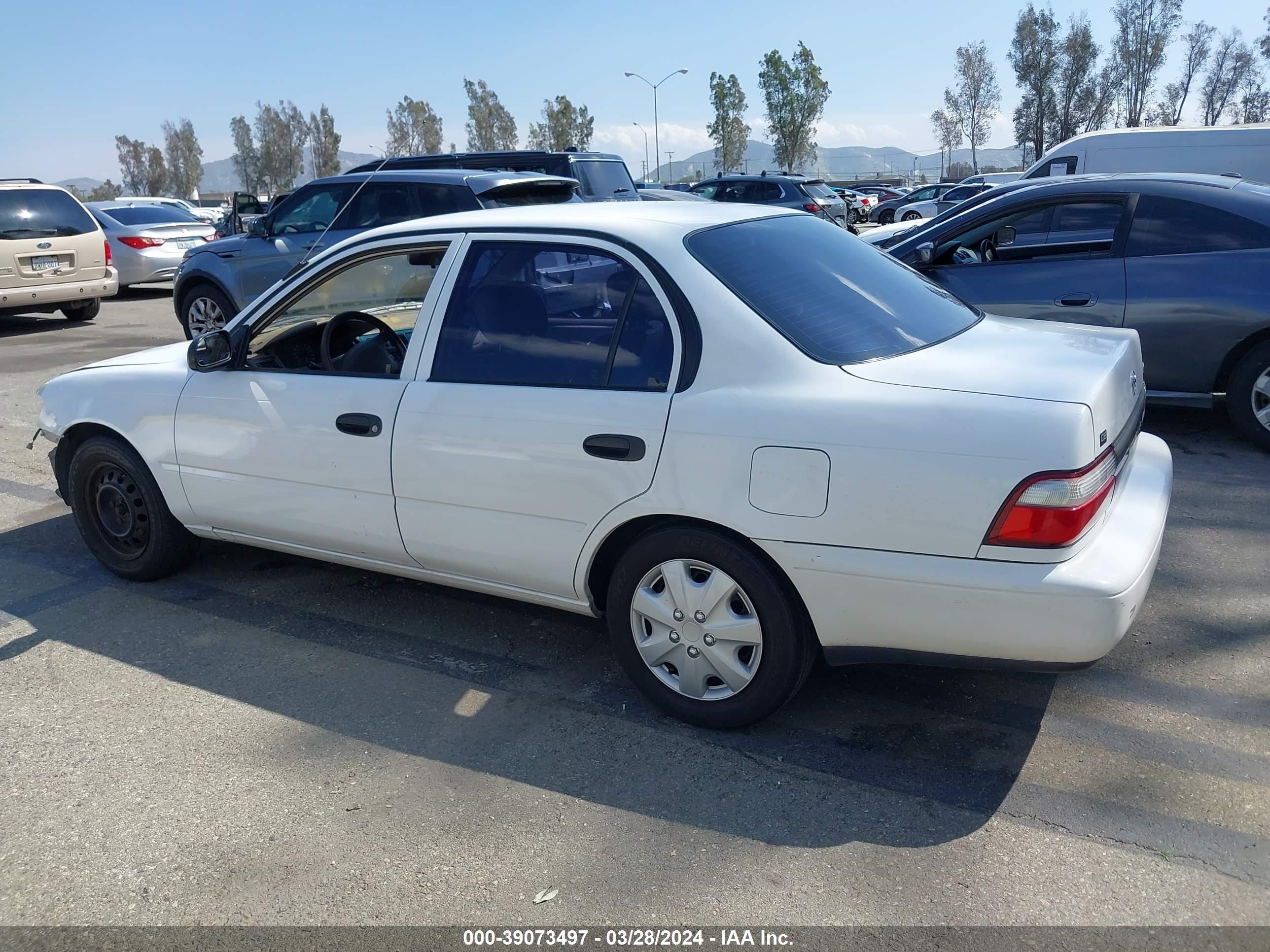 Photo 14 VIN: 1NXBA02E9VZ629668 - TOYOTA COROLLA 