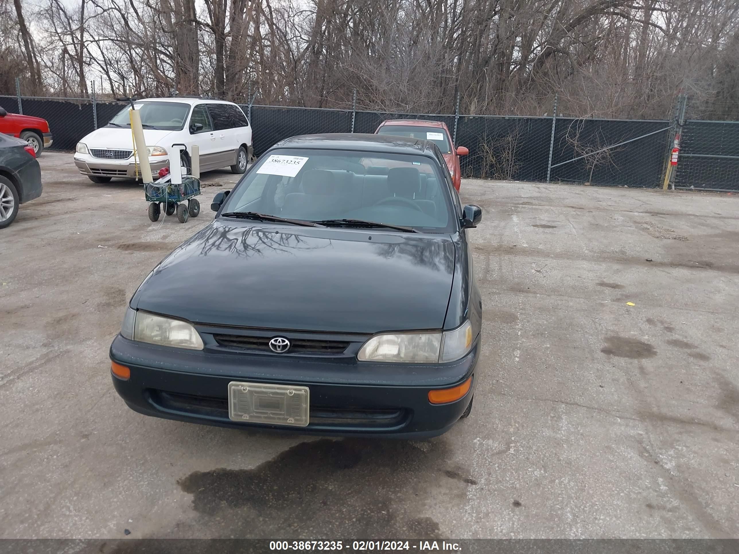 Photo 5 VIN: 1NXBB02E0TZ460084 - TOYOTA COROLLA 