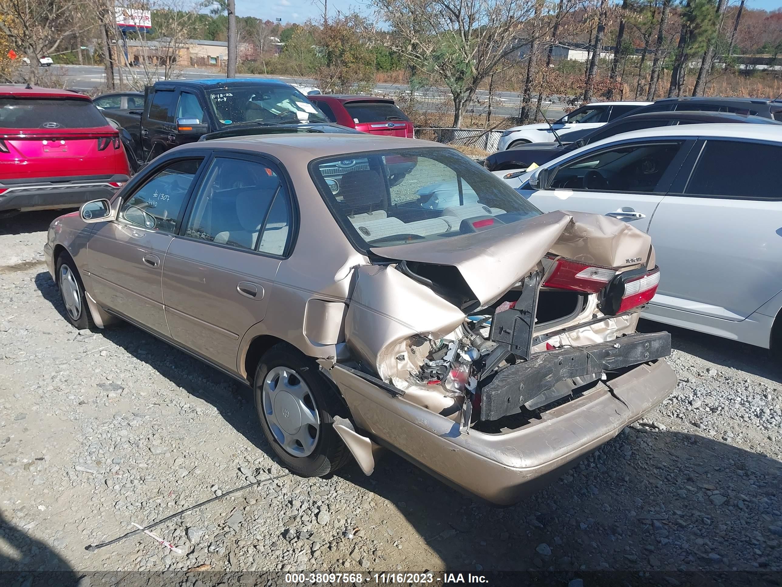 Photo 2 VIN: 1NXBB02E0TZ474440 - TOYOTA COROLLA 