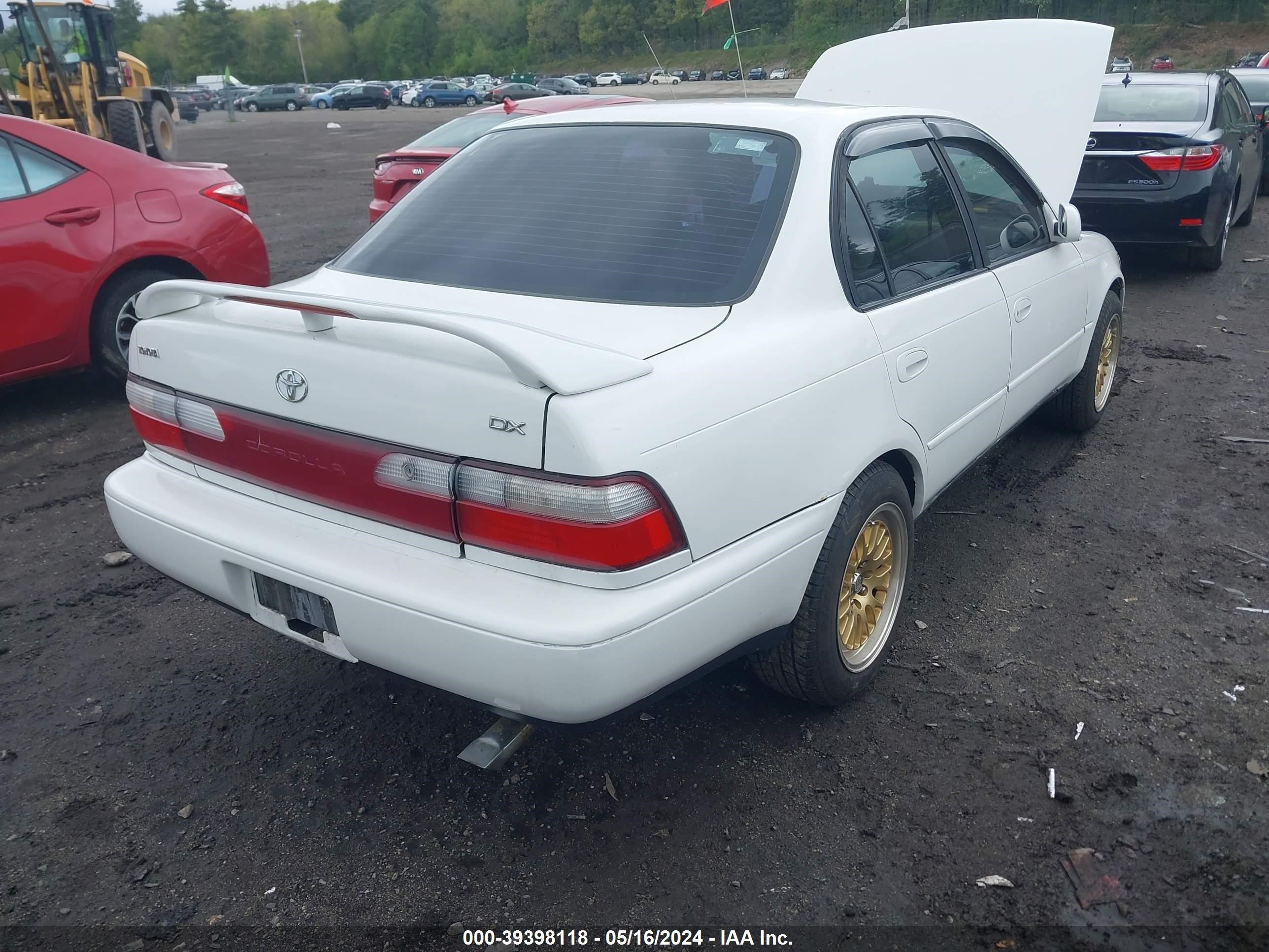 Photo 3 VIN: 1NXBB02E0VZ580938 - TOYOTA COROLLA 