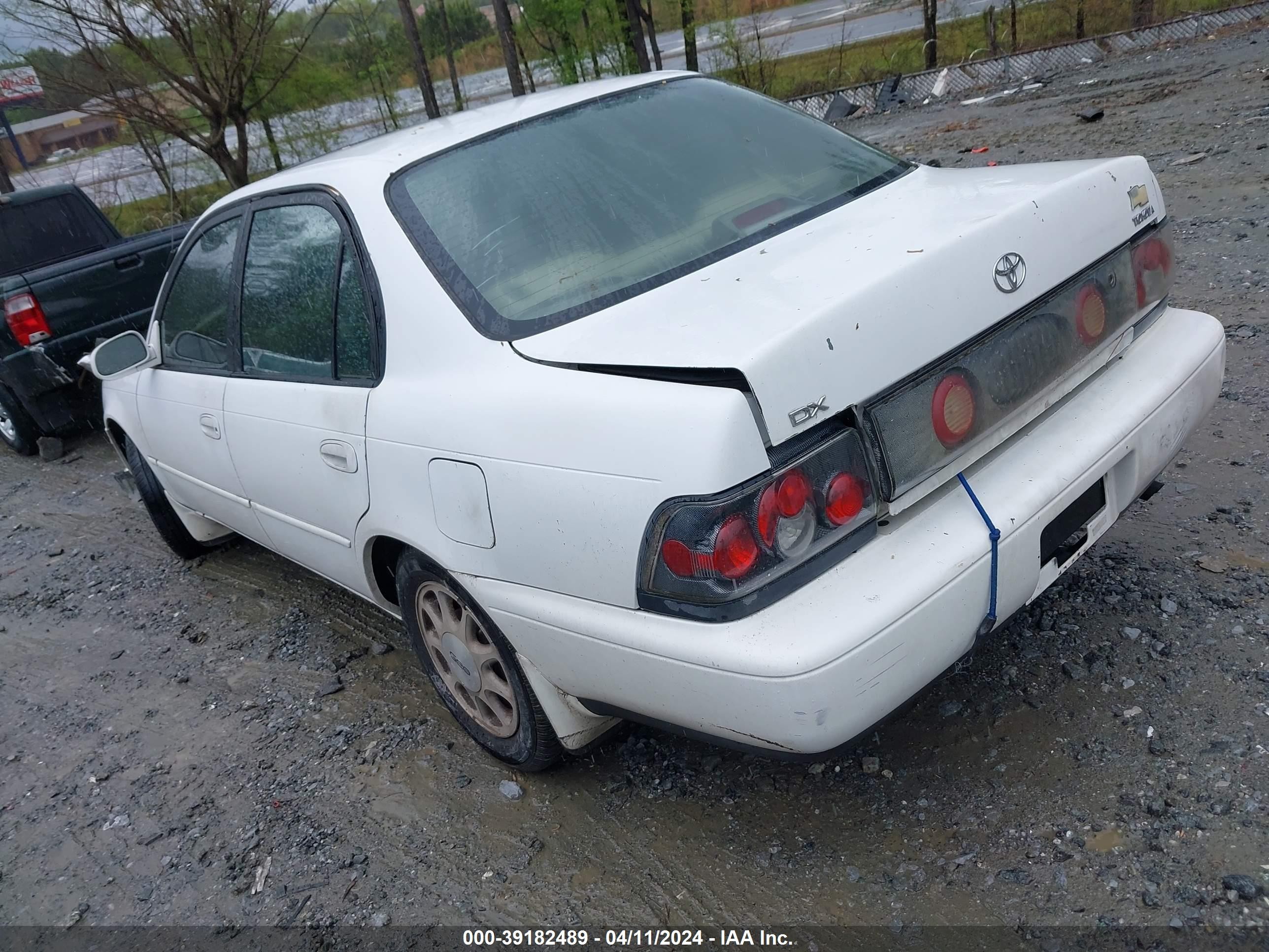 Photo 2 VIN: 1NXBB02E4TZ442283 - TOYOTA COROLLA 