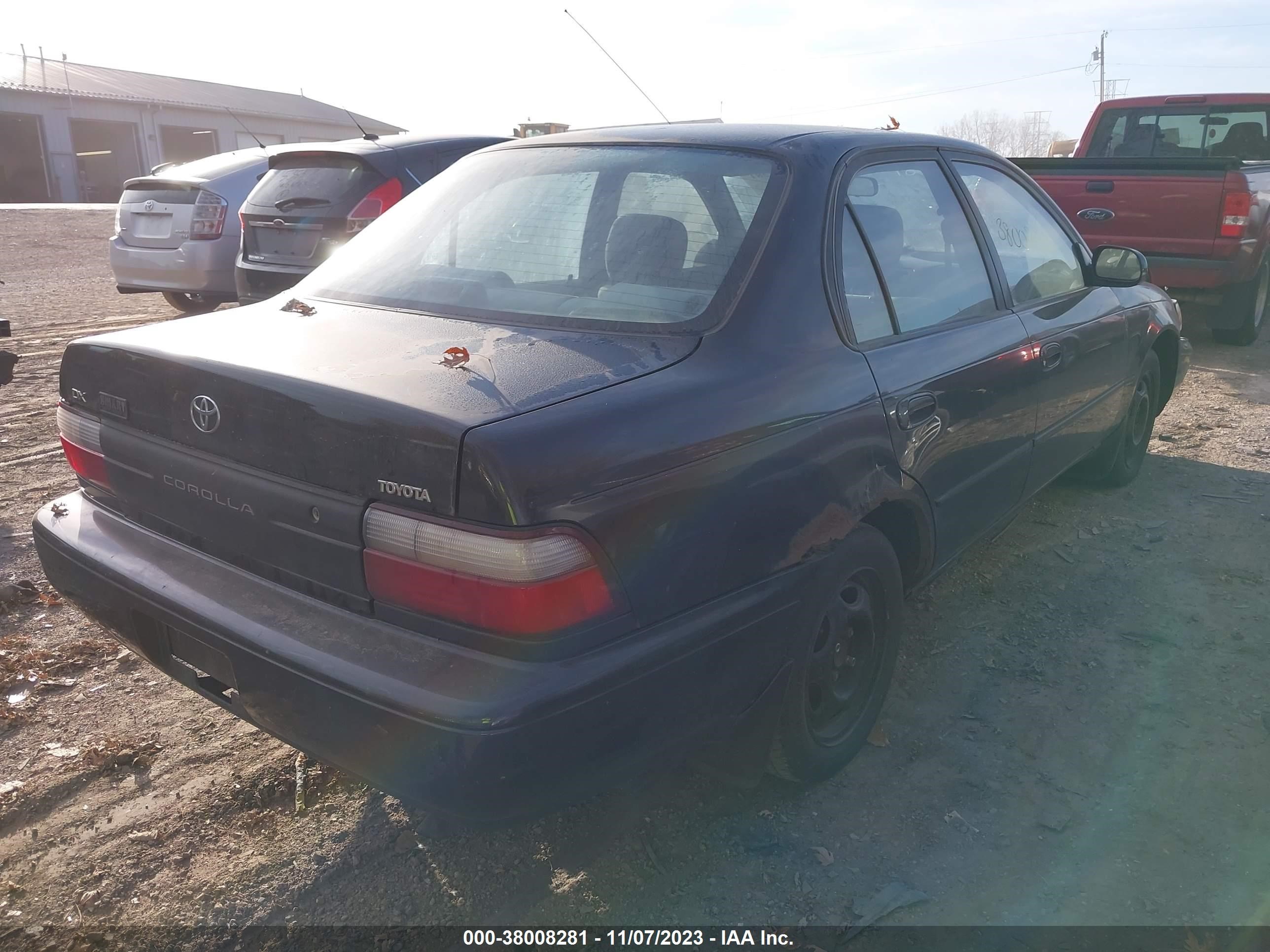 Photo 3 VIN: 1NXBB02E4VZ504512 - TOYOTA COROLLA 