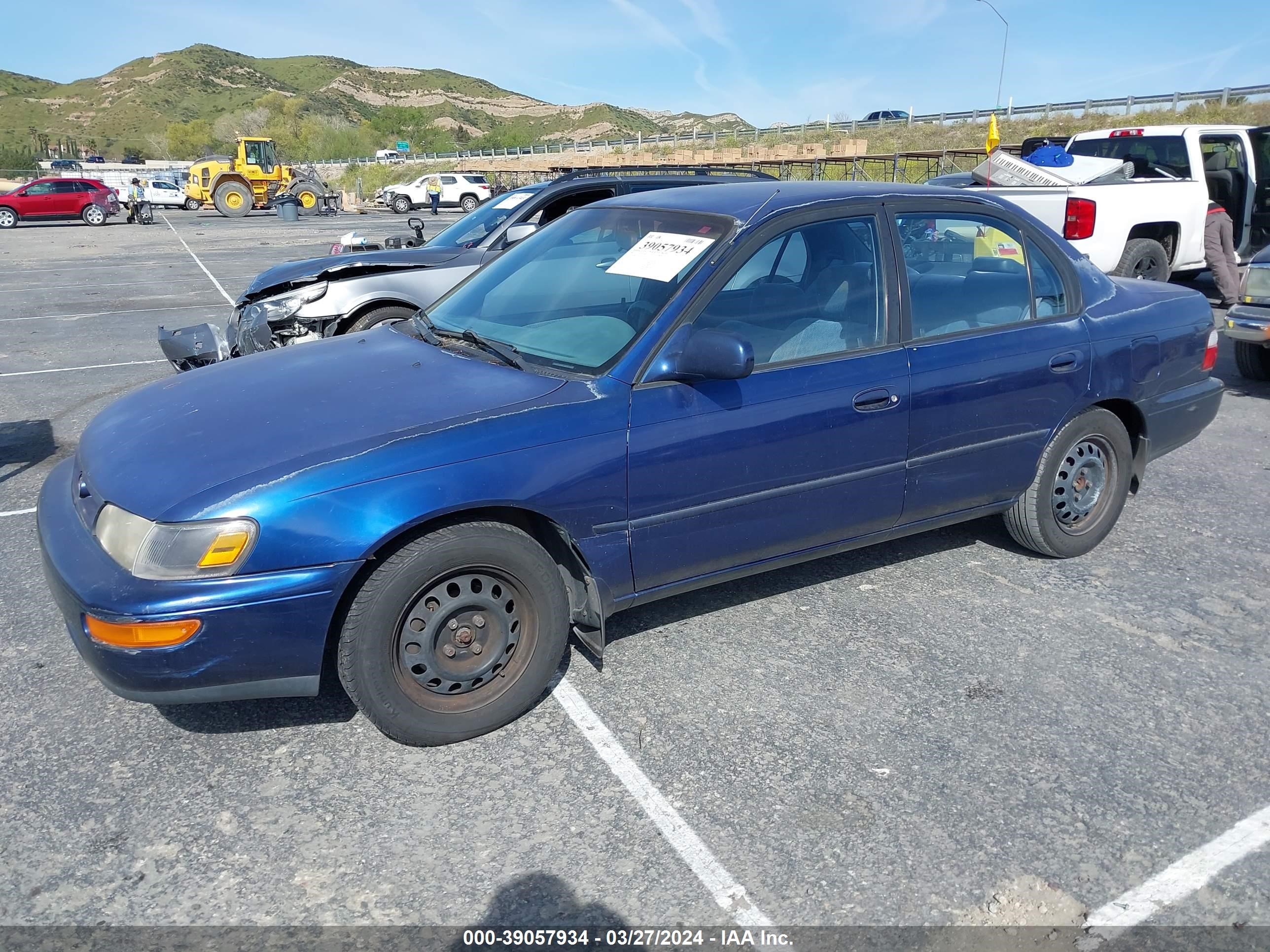 Photo 1 VIN: 1NXBB02E5VZ507323 - TOYOTA COROLLA 