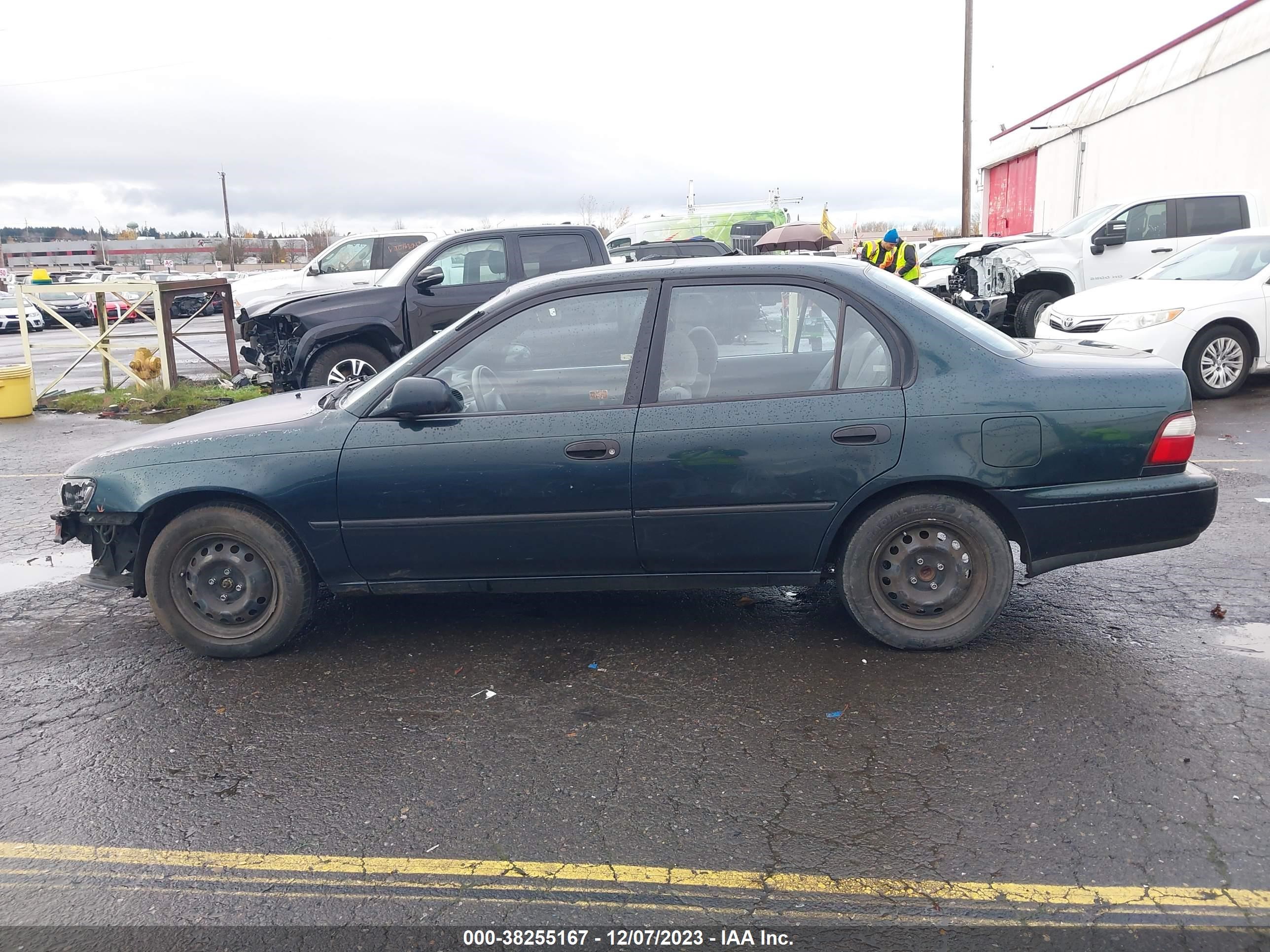 Photo 13 VIN: 1NXBB02E9TZ493357 - TOYOTA COROLLA 