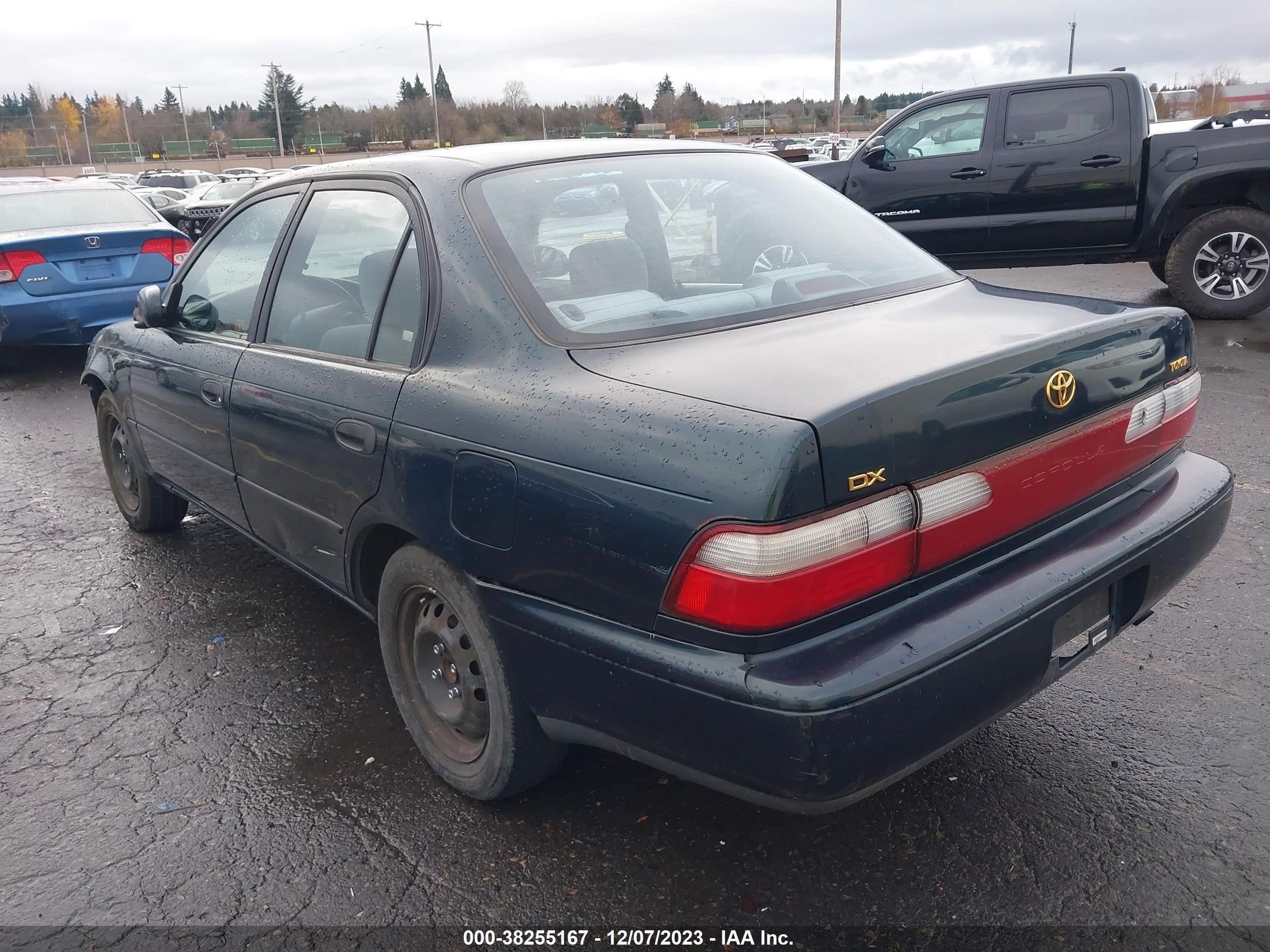 Photo 2 VIN: 1NXBB02E9TZ493357 - TOYOTA COROLLA 