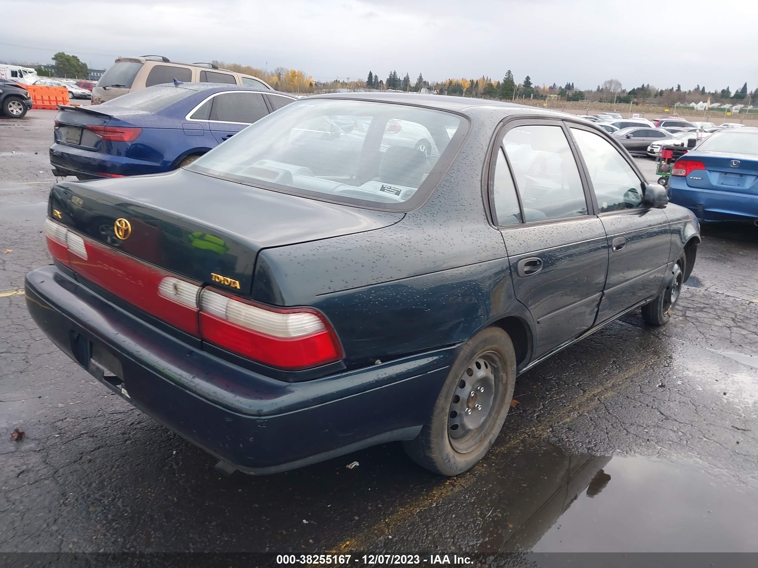 Photo 3 VIN: 1NXBB02E9TZ493357 - TOYOTA COROLLA 