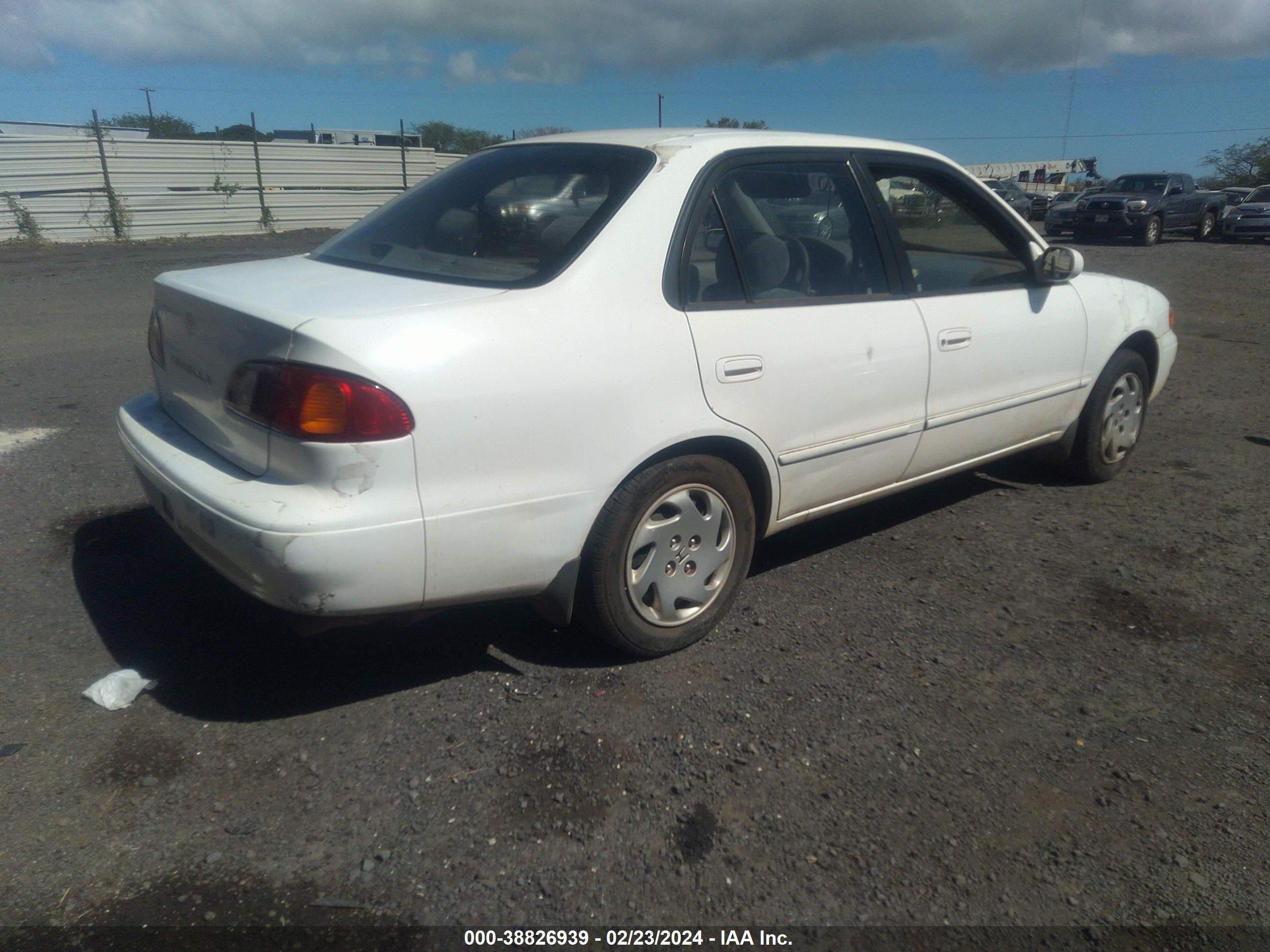 Photo 3 VIN: 1NXBR12E0YZ344392 - TOYOTA COROLLA 