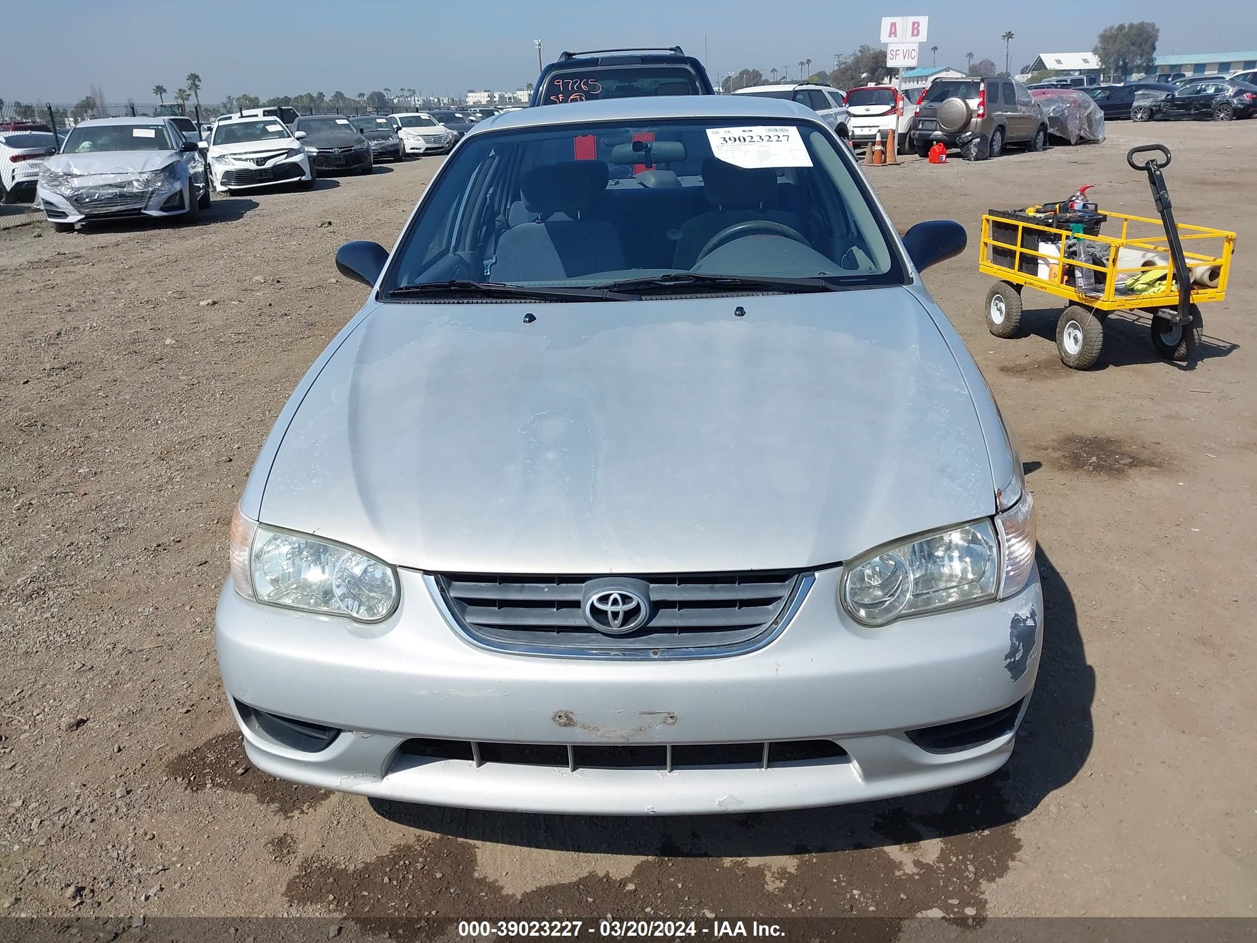 Photo 11 VIN: 1NXBR12E12Z590178 - TOYOTA COROLLA 