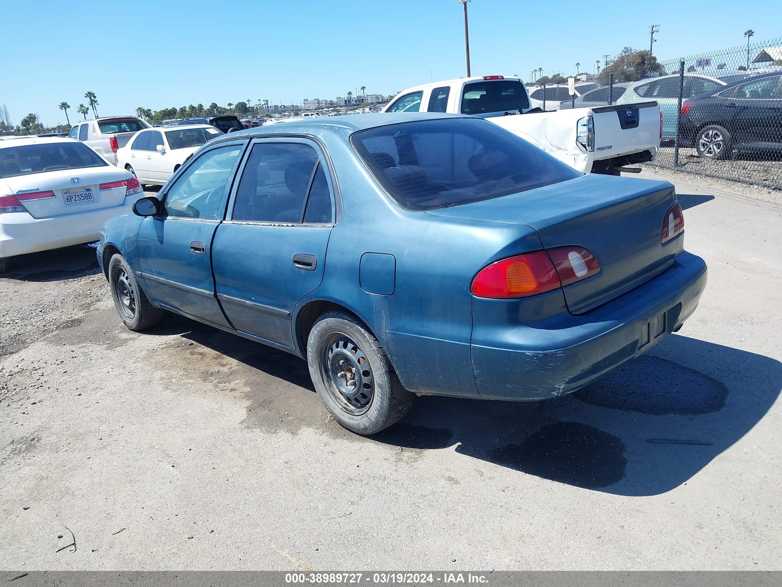 Photo 2 VIN: 1NXBR12E4XZ172513 - TOYOTA COROLLA 