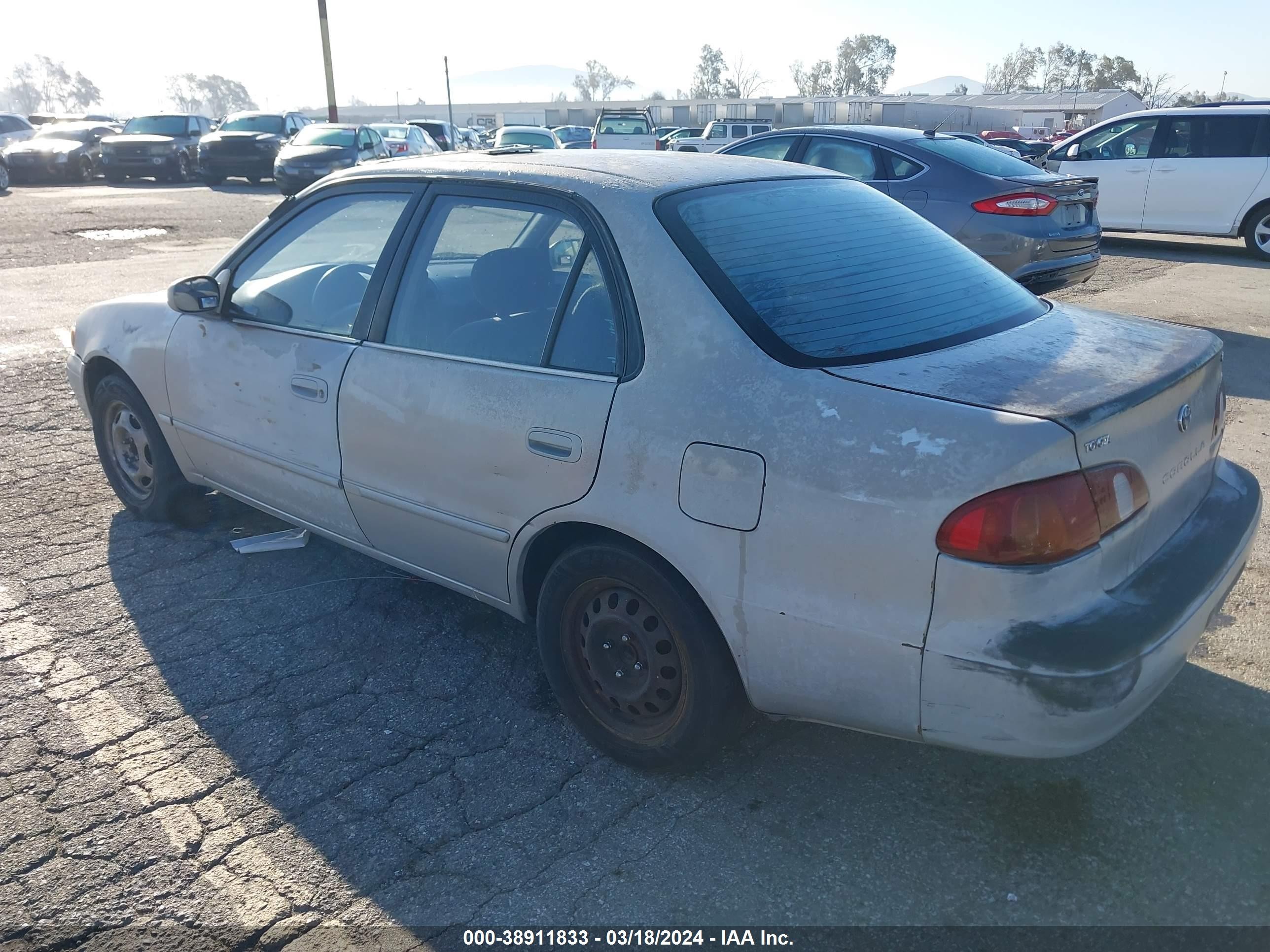 Photo 2 VIN: 1NXBR12E4XZ244939 - TOYOTA COROLLA 