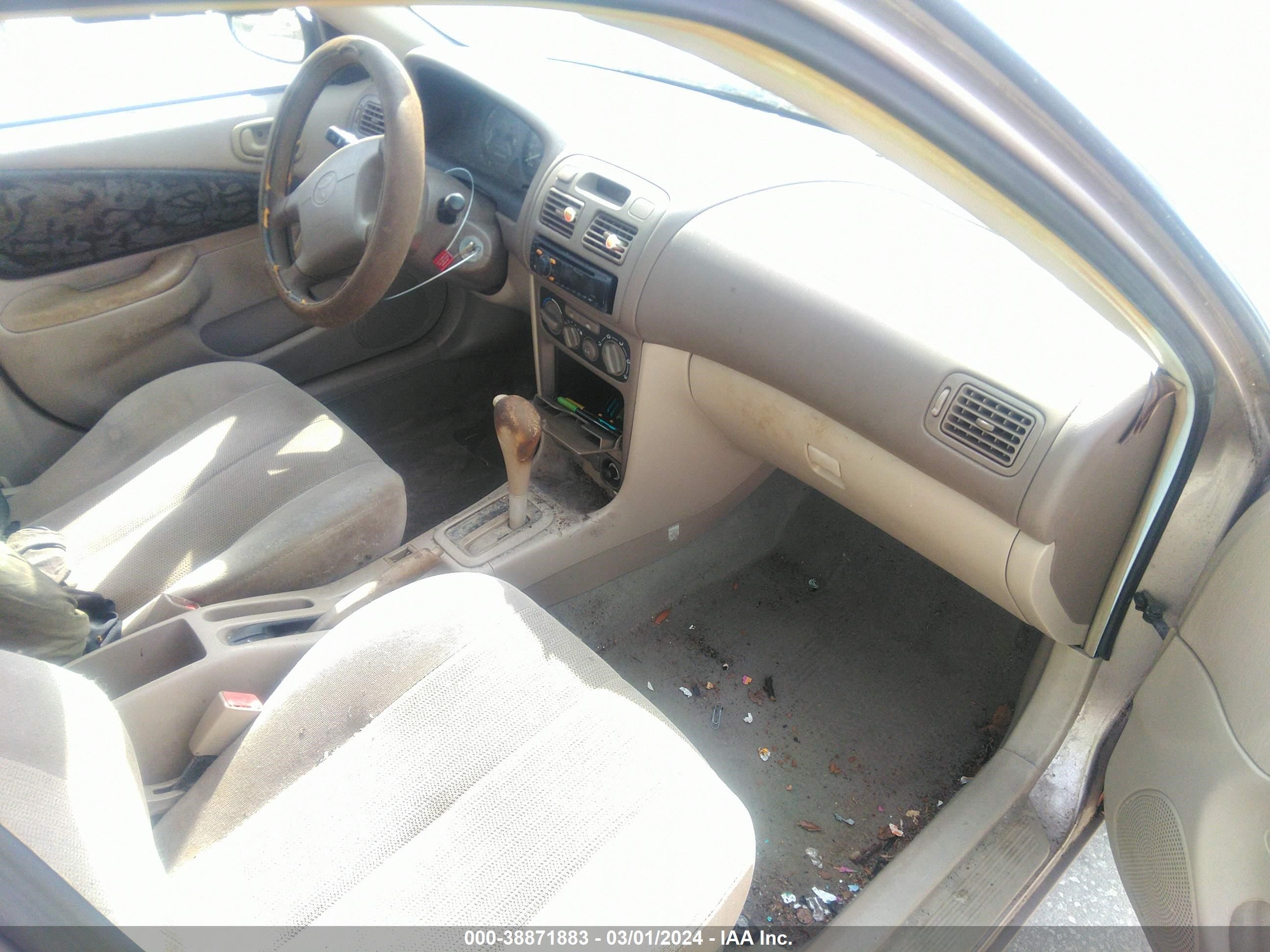 Photo 4 VIN: 1NXBR12E61Z460363 - TOYOTA COROLLA 