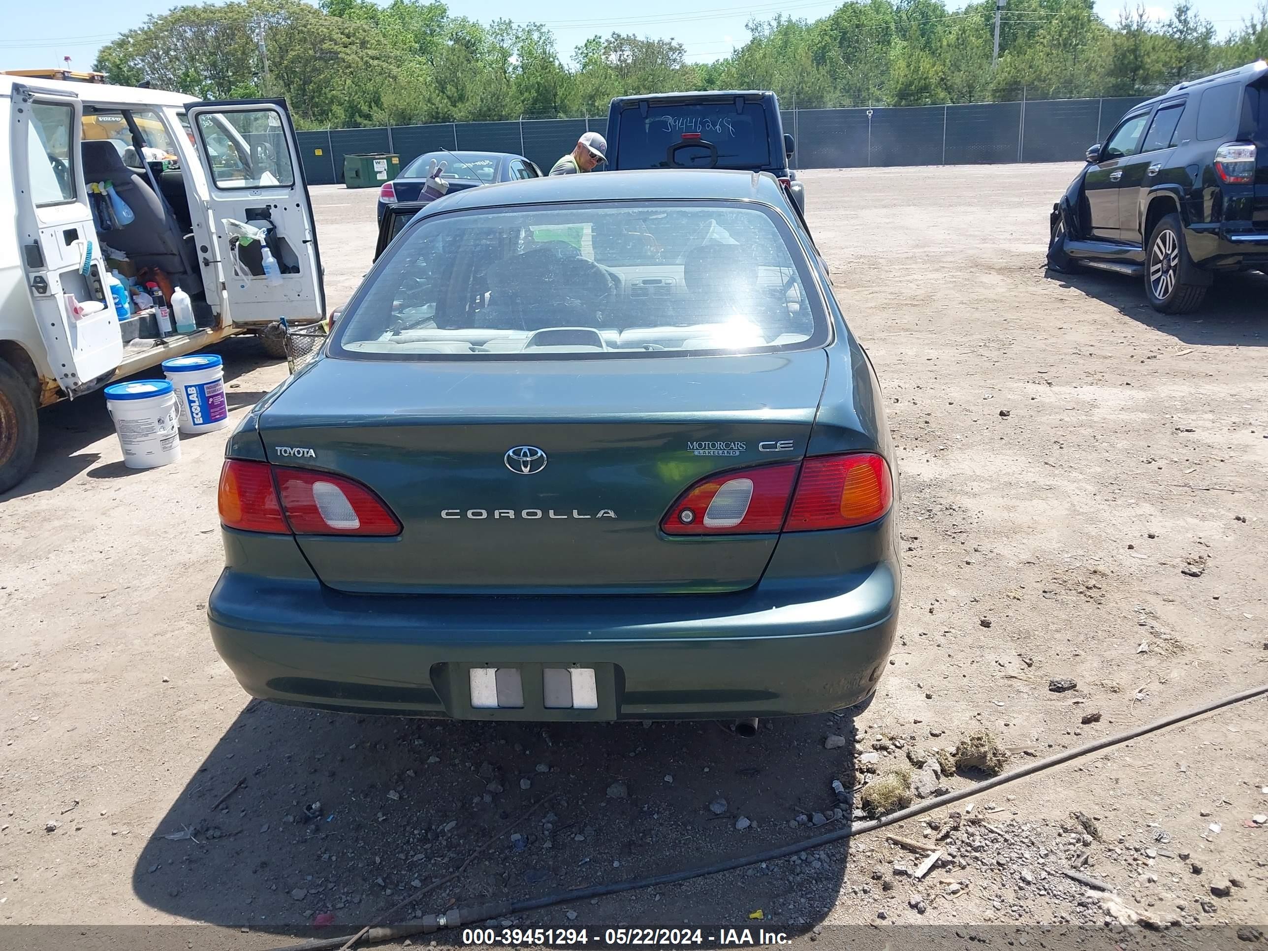 Photo 15 VIN: 1NXBR12E6YZ337799 - TOYOTA COROLLA 