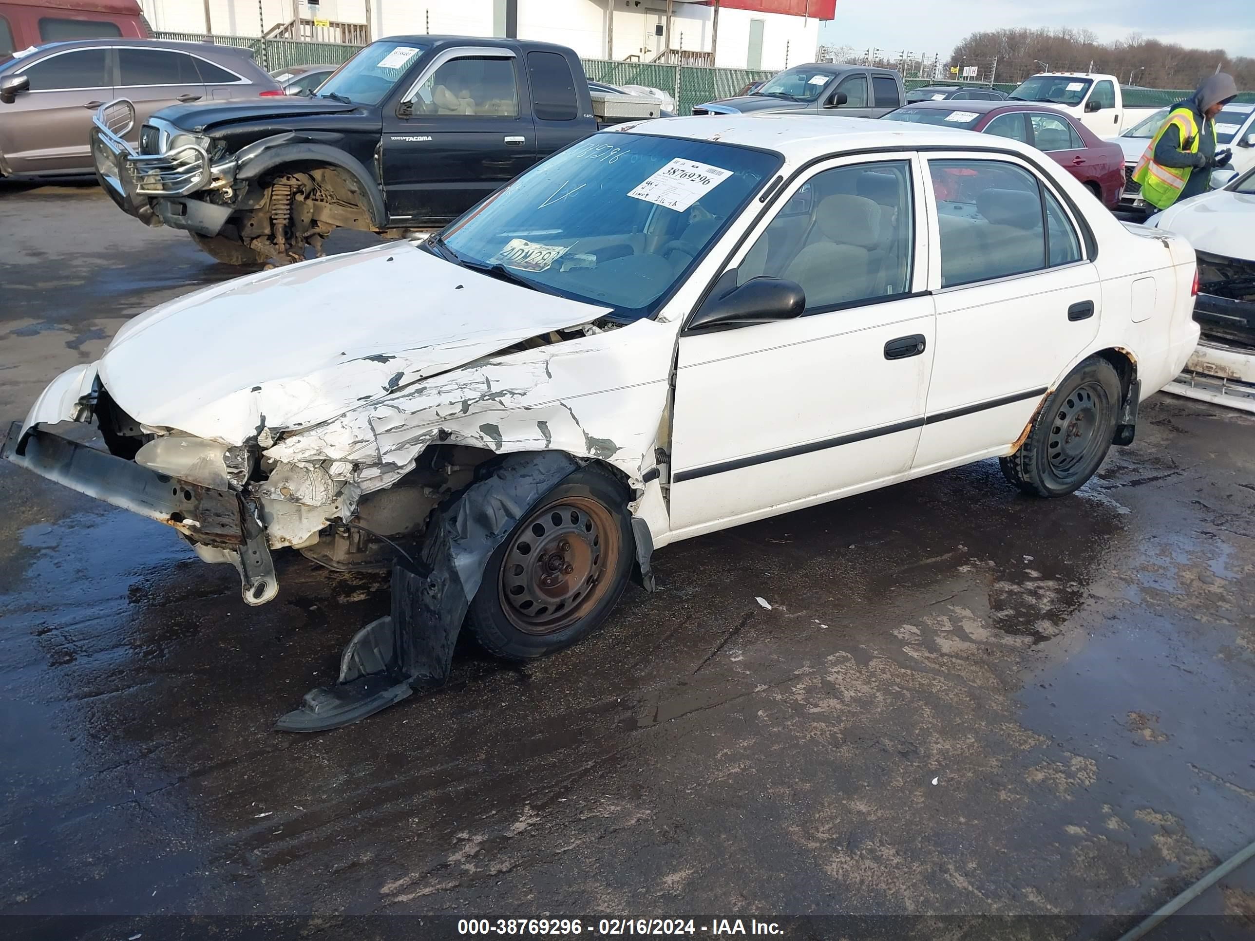 Photo 1 VIN: 1NXBR12E6YZ401629 - TOYOTA COROLLA 