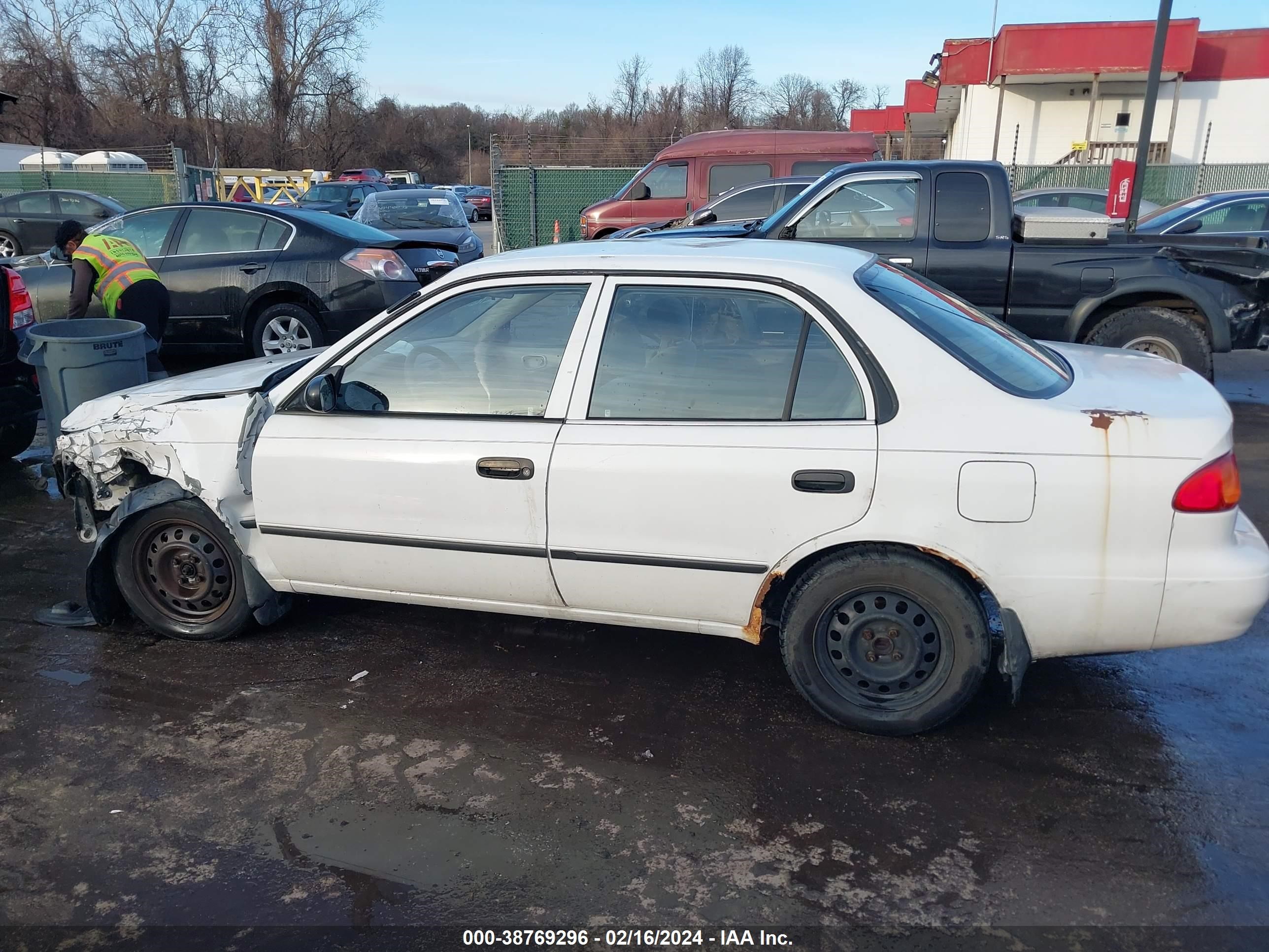 Photo 12 VIN: 1NXBR12E6YZ401629 - TOYOTA COROLLA 