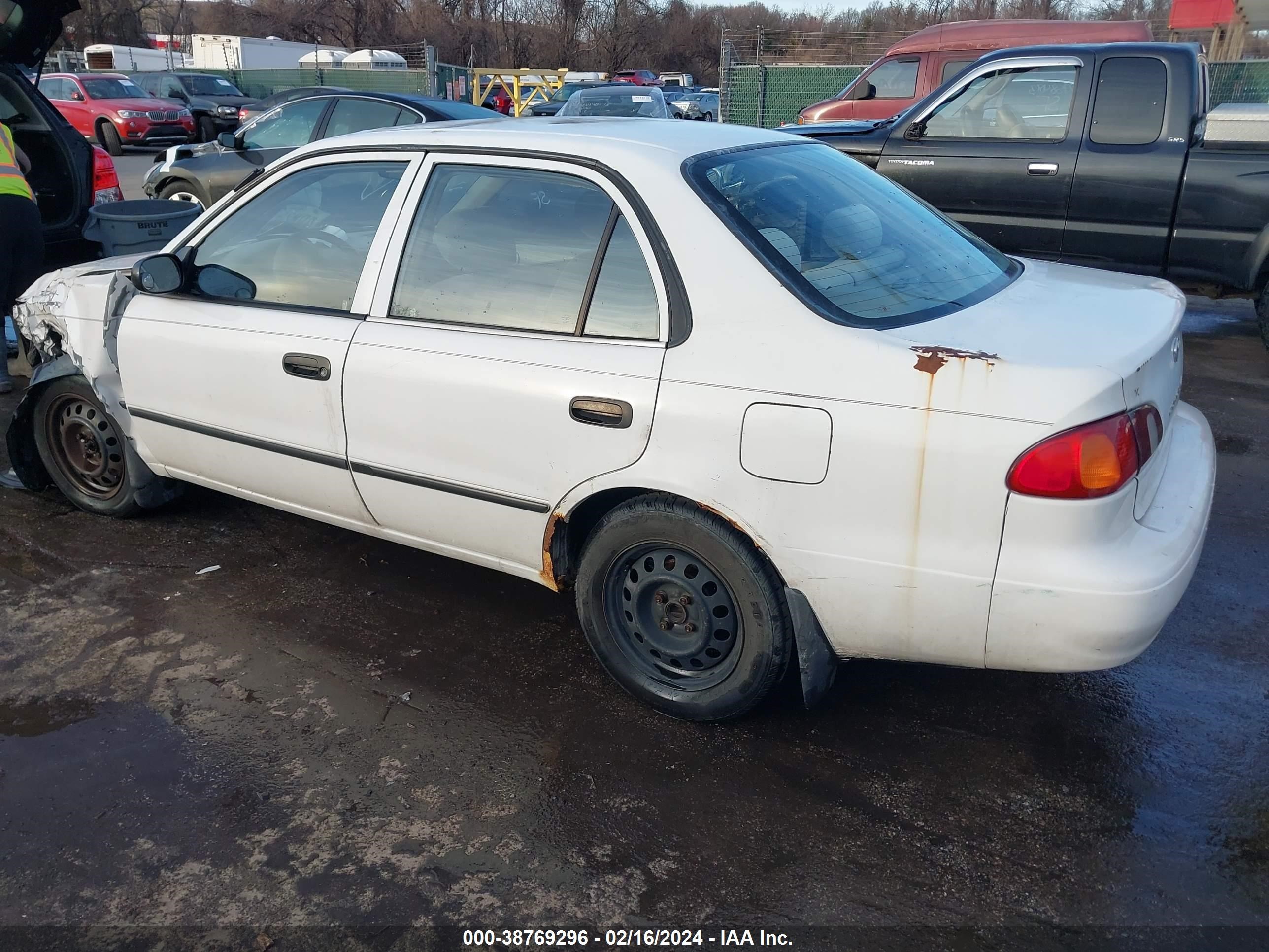 Photo 2 VIN: 1NXBR12E6YZ401629 - TOYOTA COROLLA 