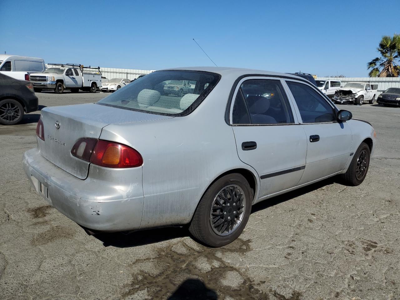 Photo 2 VIN: 1NXBR12E7XZ227522 - TOYOTA COROLLA 