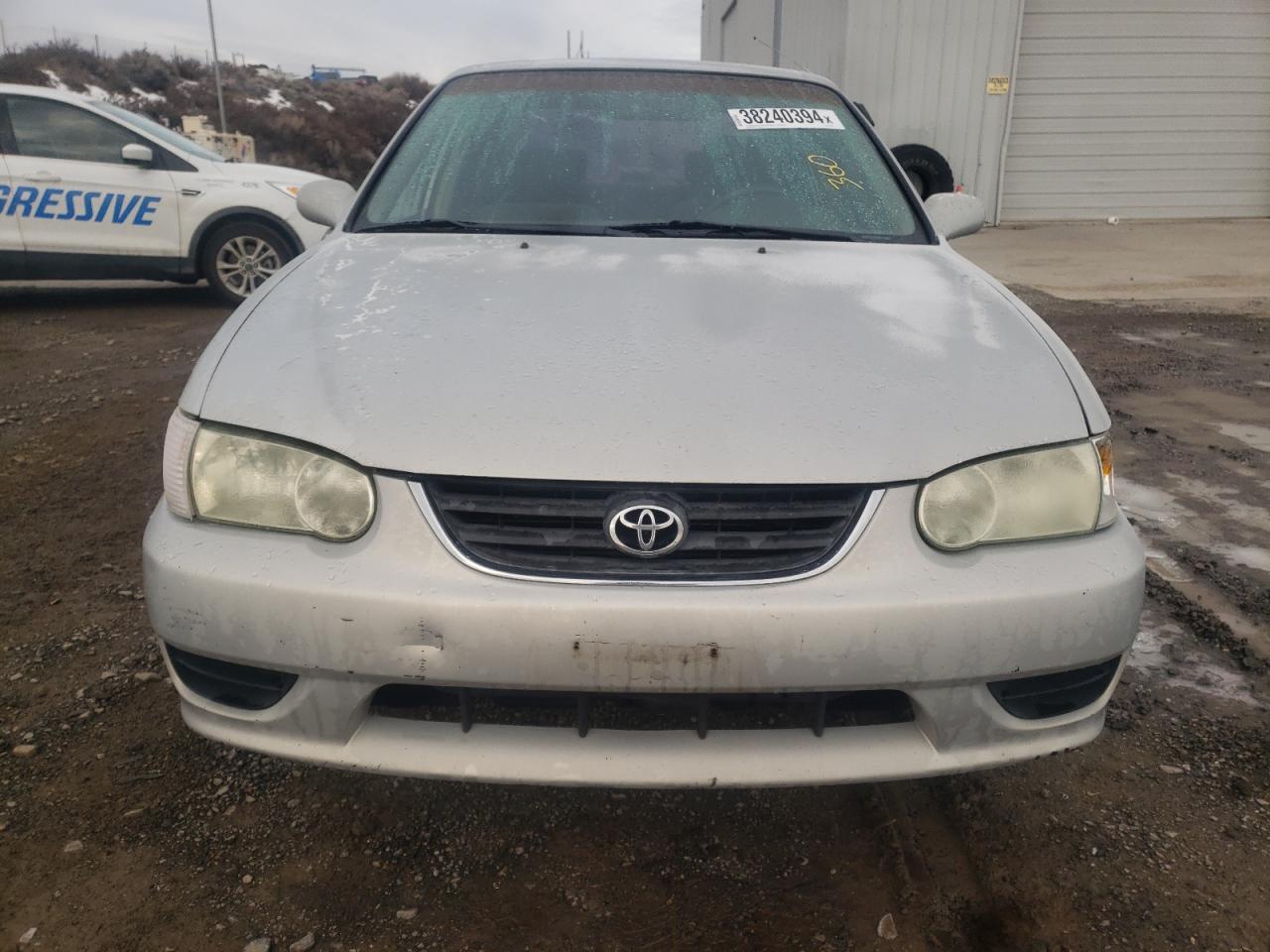 Photo 4 VIN: 1NXBR12E81Z555300 - TOYOTA COROLLA 