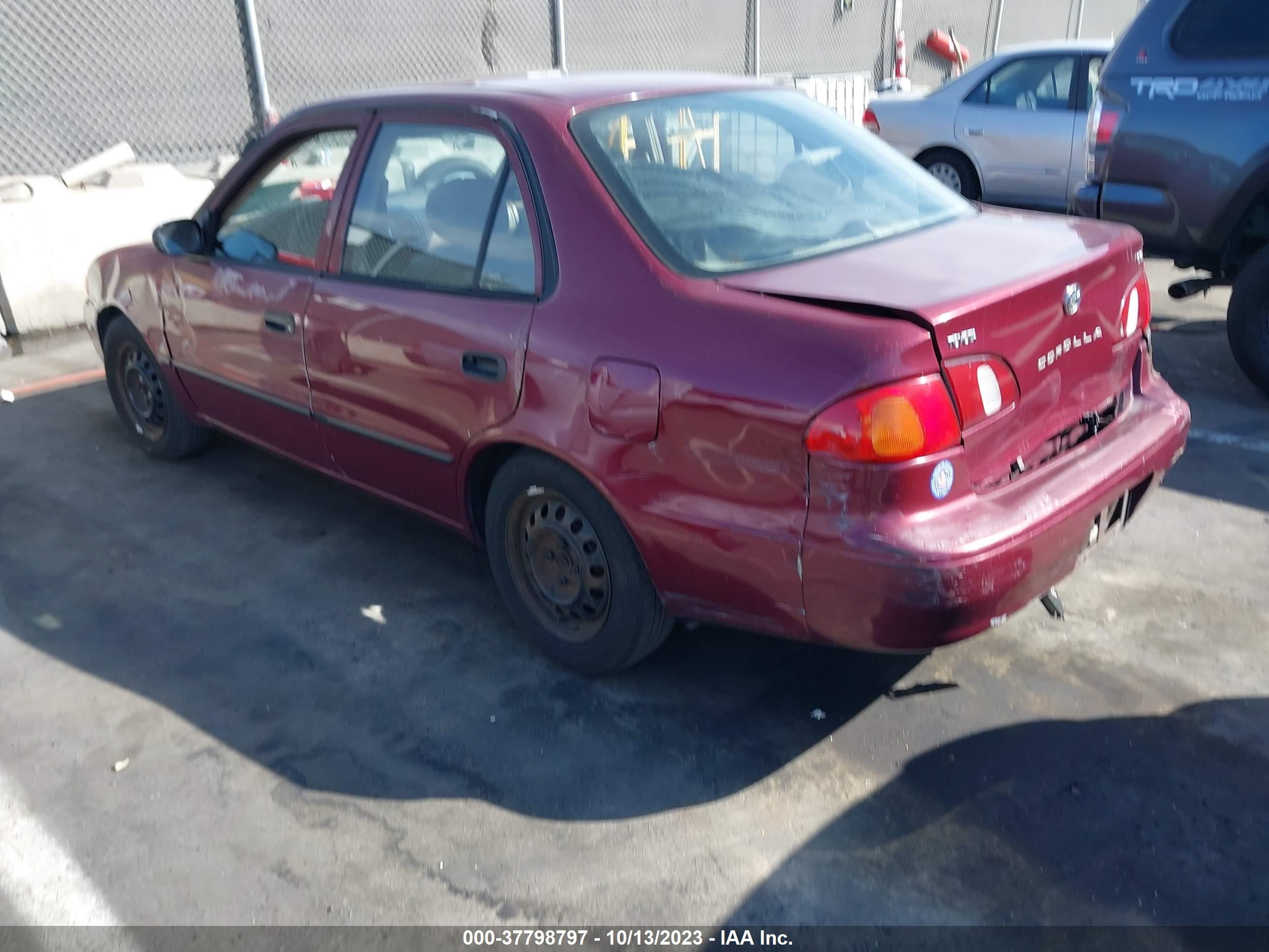 Photo 2 VIN: 1NXBR12E8WZ012794 - TOYOTA COROLLA 