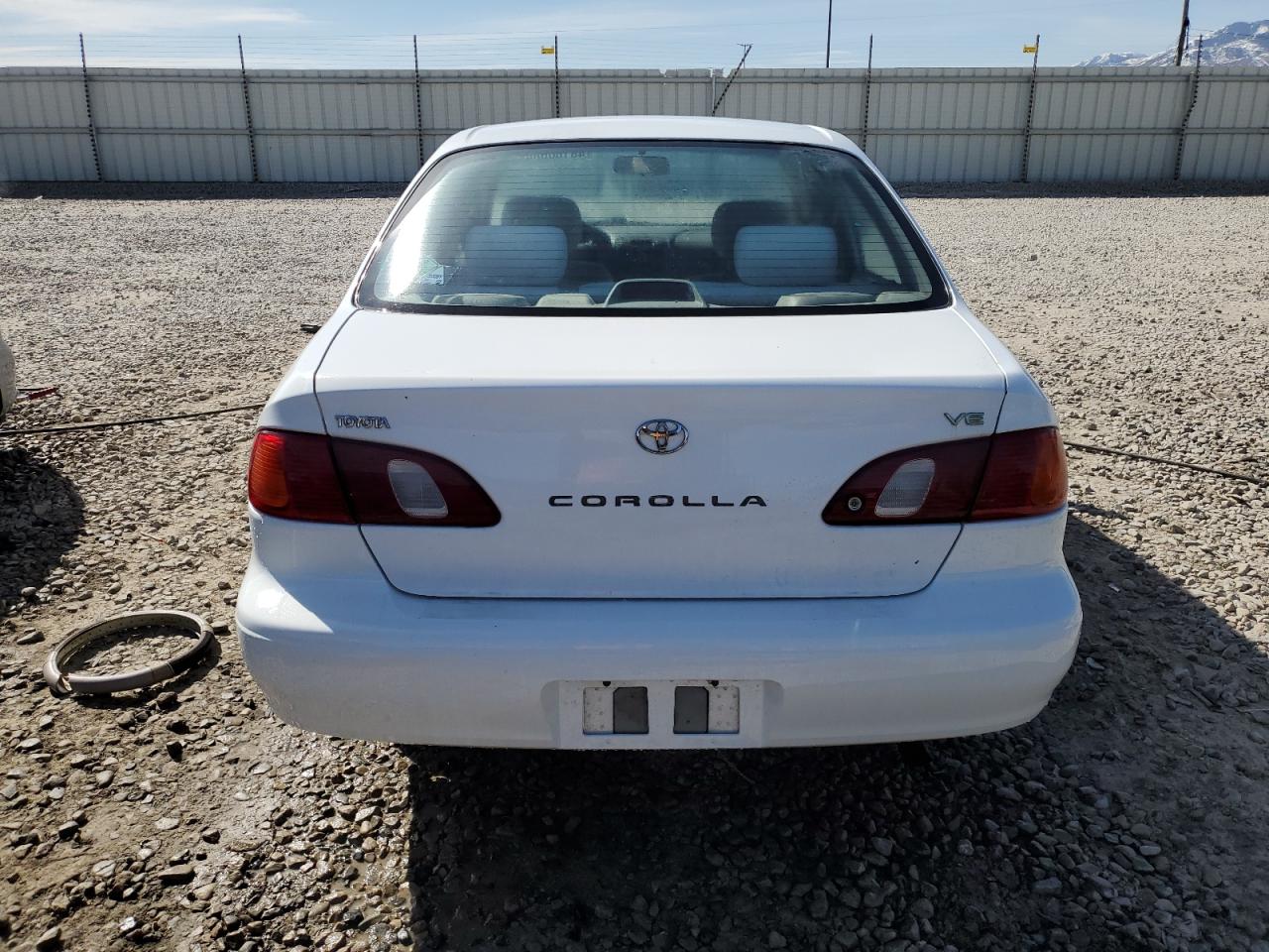 Photo 5 VIN: 1NXBR12E8WZ034147 - TOYOTA COROLLA 