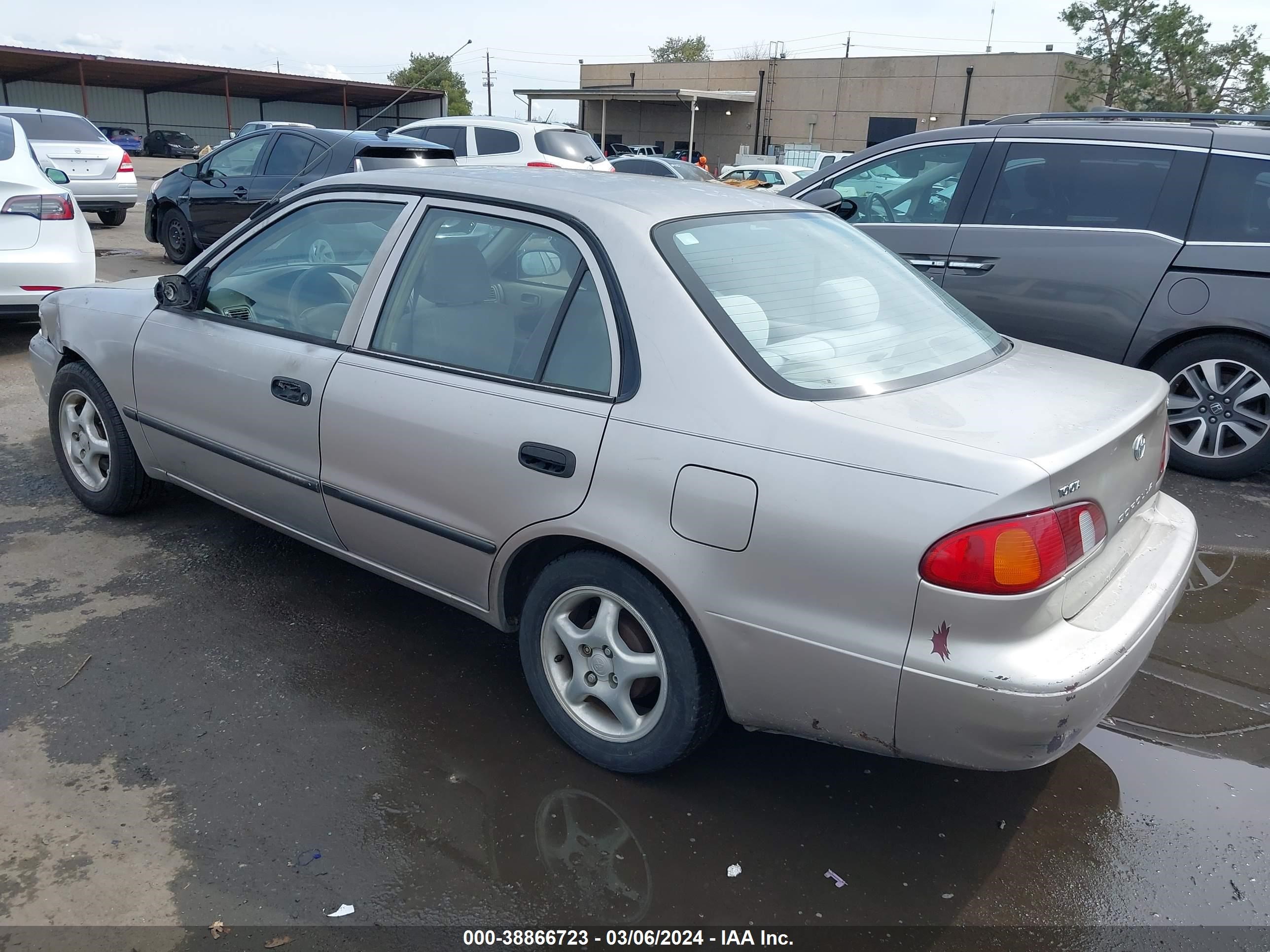 Photo 2 VIN: 1NXBR12E9YZ331477 - TOYOTA COROLLA 