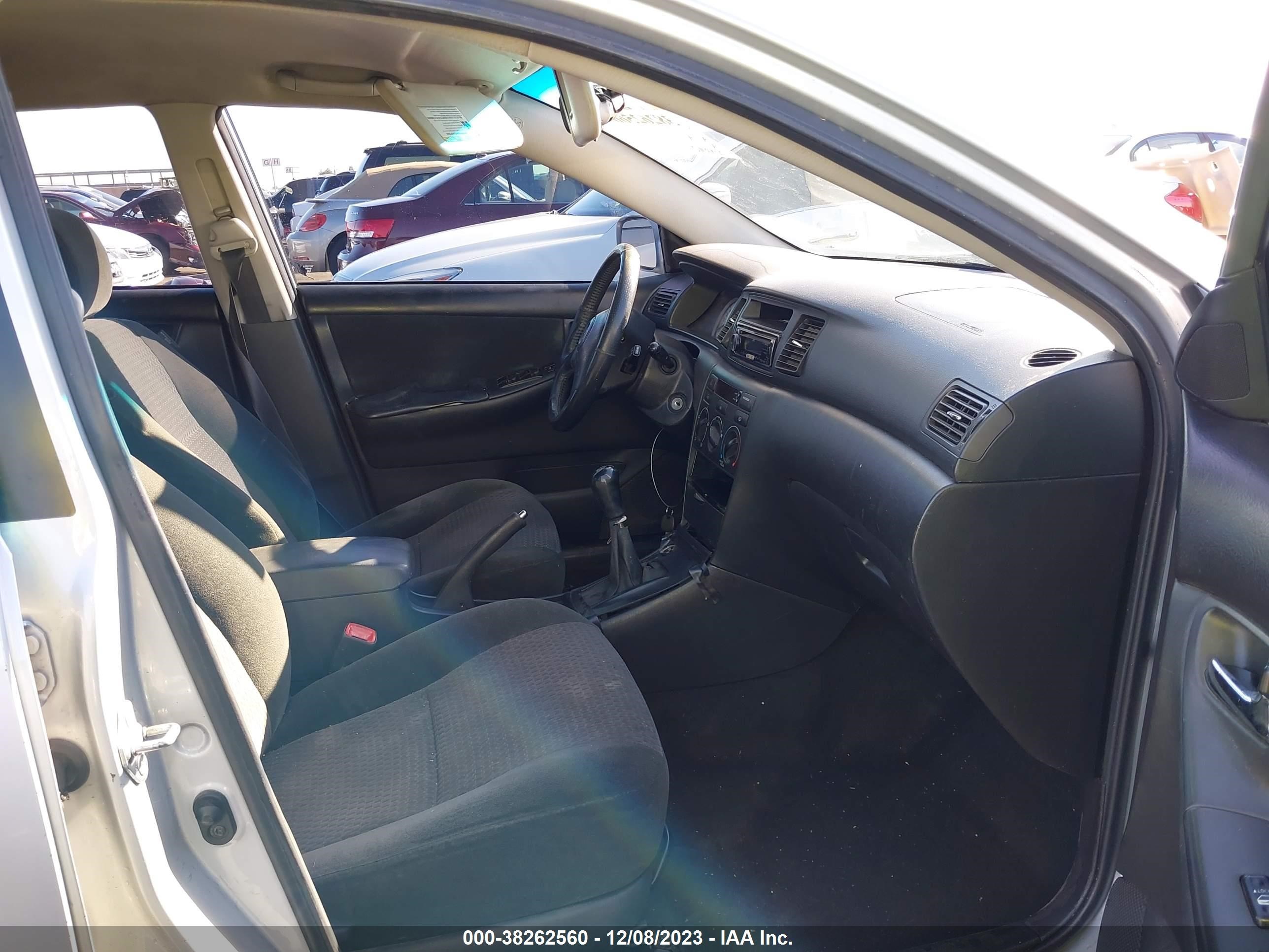 Photo 4 VIN: 1NXBR30E07Z867800 - TOYOTA COROLLA 