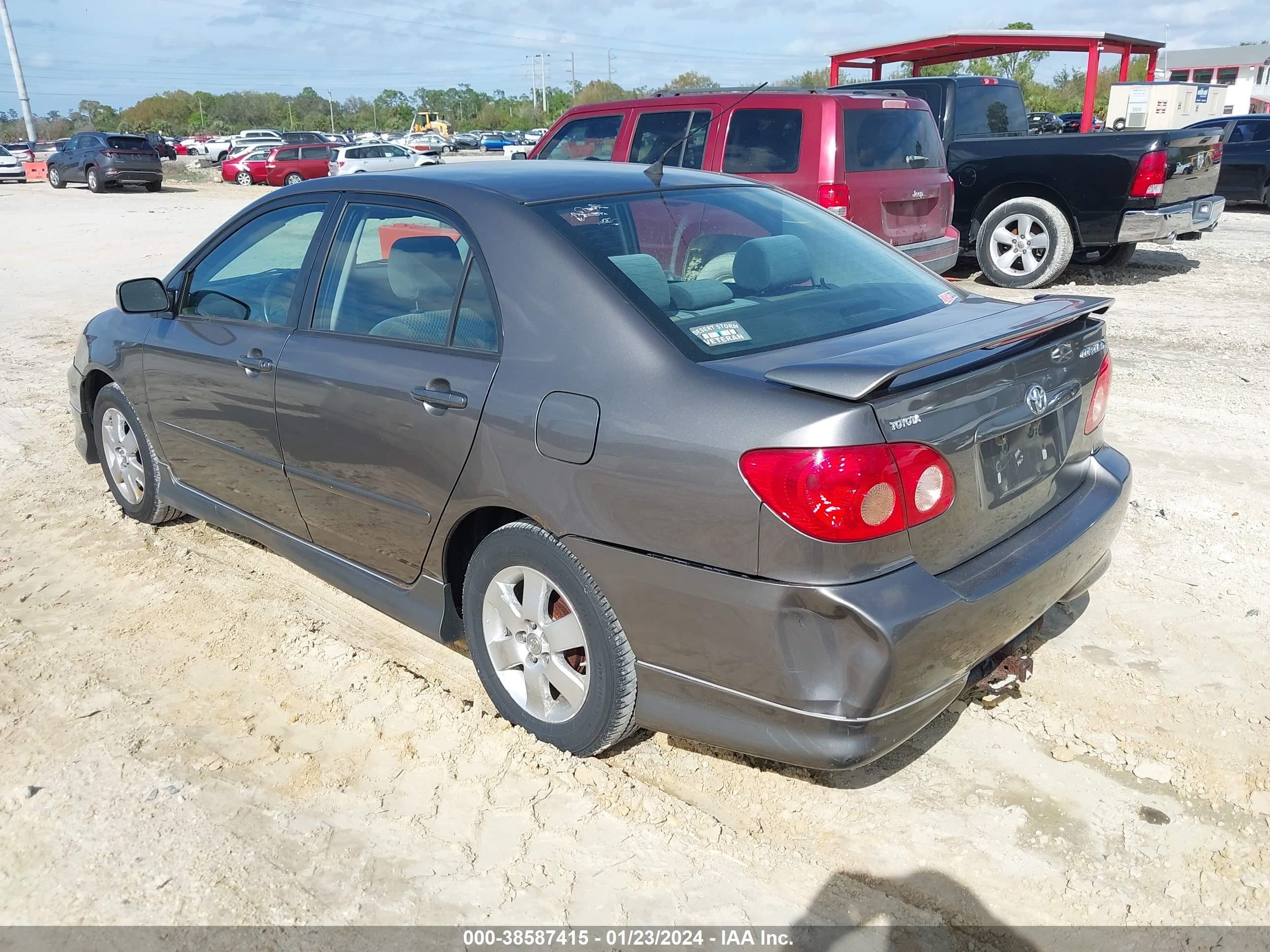 Photo 2 VIN: 1NXBR30E08Z033625 - TOYOTA COROLLA 