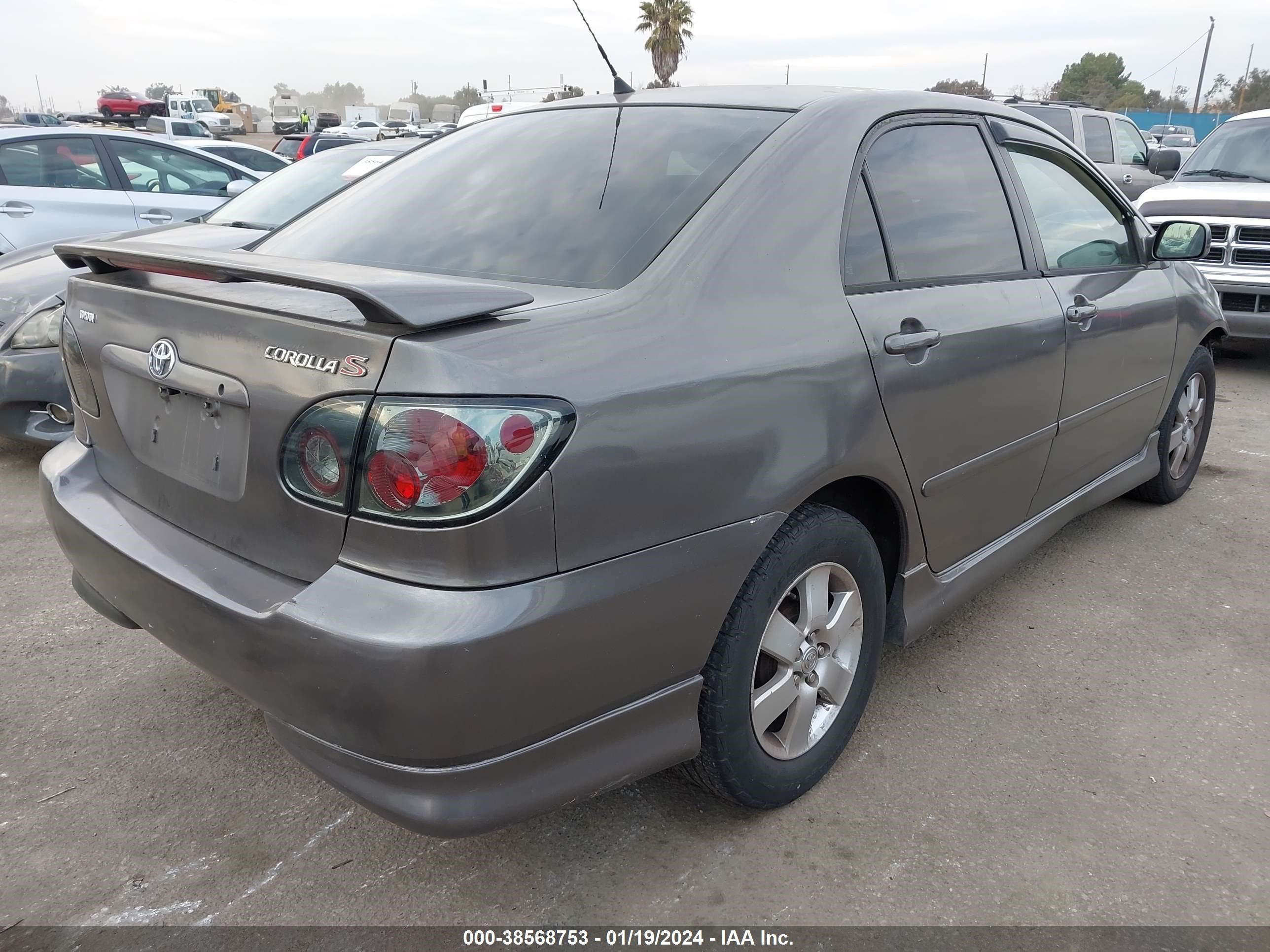 Photo 3 VIN: 1NXBR30E48Z944752 - TOYOTA COROLLA 