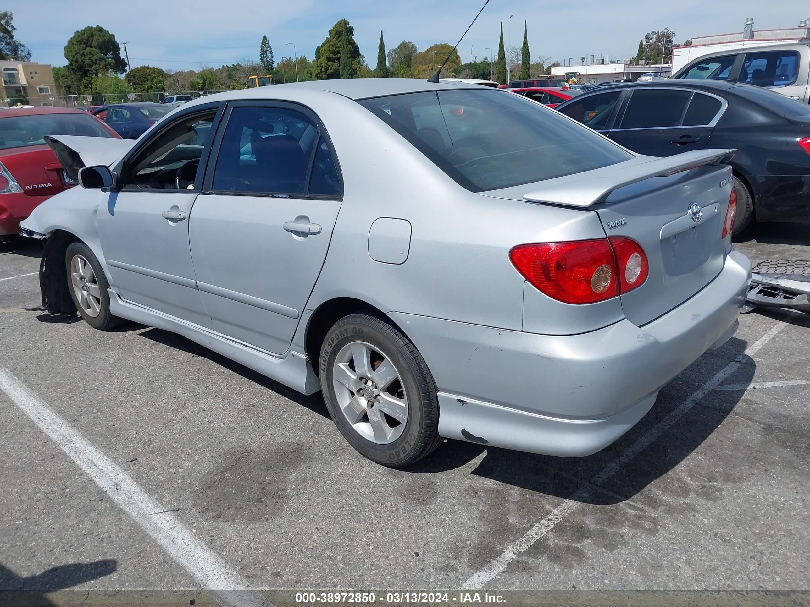 Photo 2 VIN: 1NXBR30E56Z717521 - TOYOTA COROLLA 