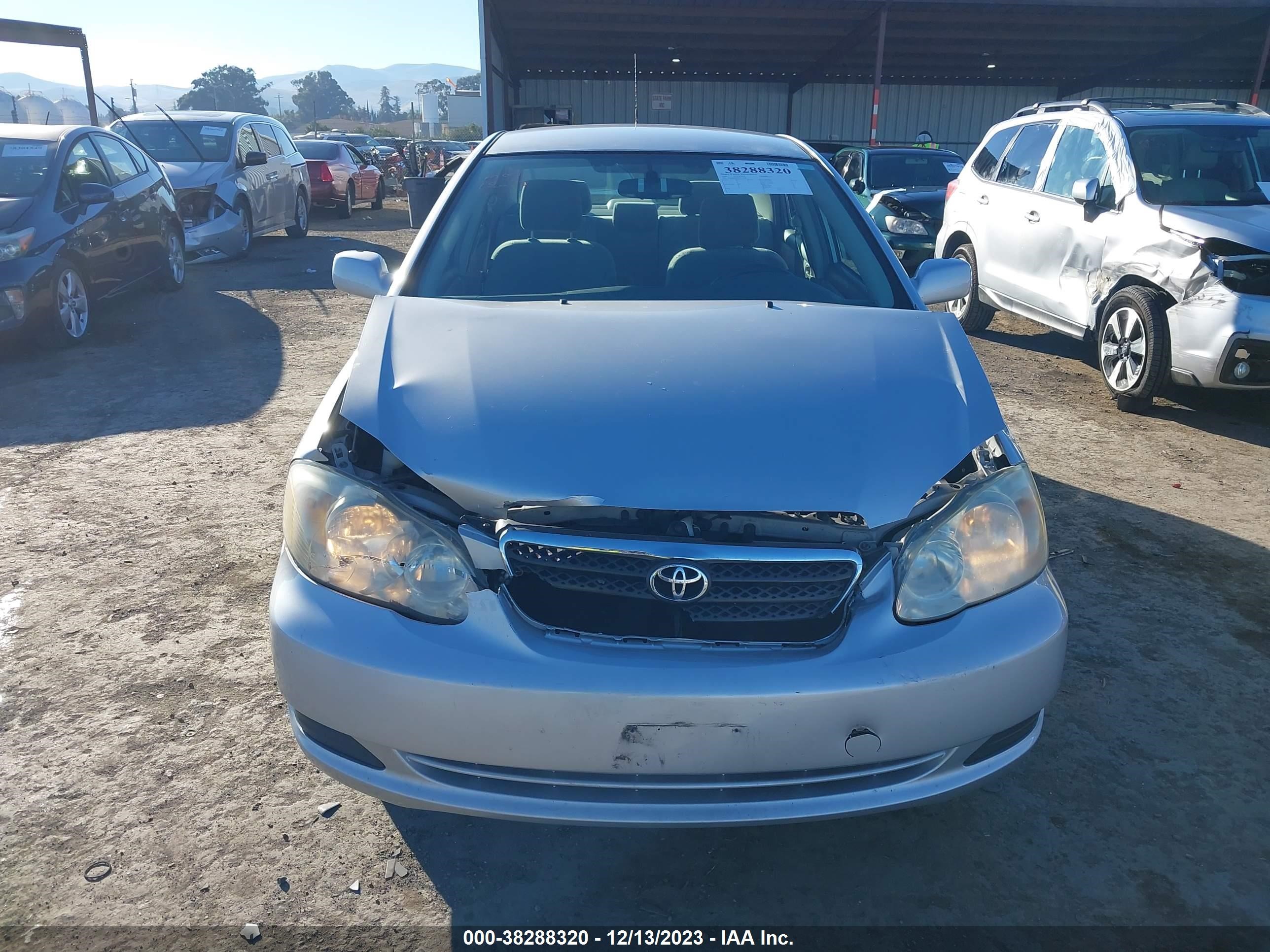 Photo 11 VIN: 1NXBR30EX6Z724268 - TOYOTA COROLLA 