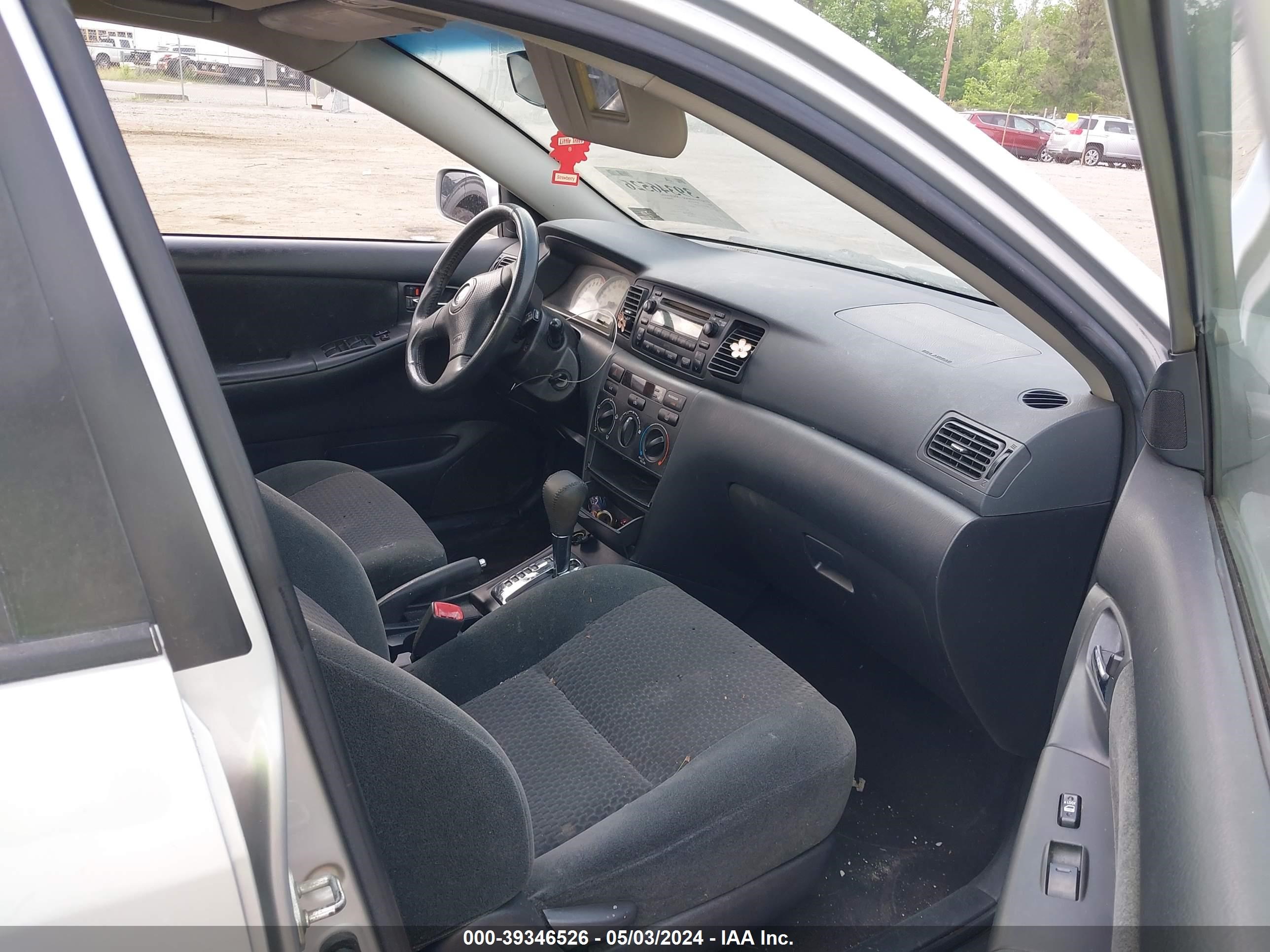 Photo 4 VIN: 1NXBR32E35Z440413 - TOYOTA COROLLA 