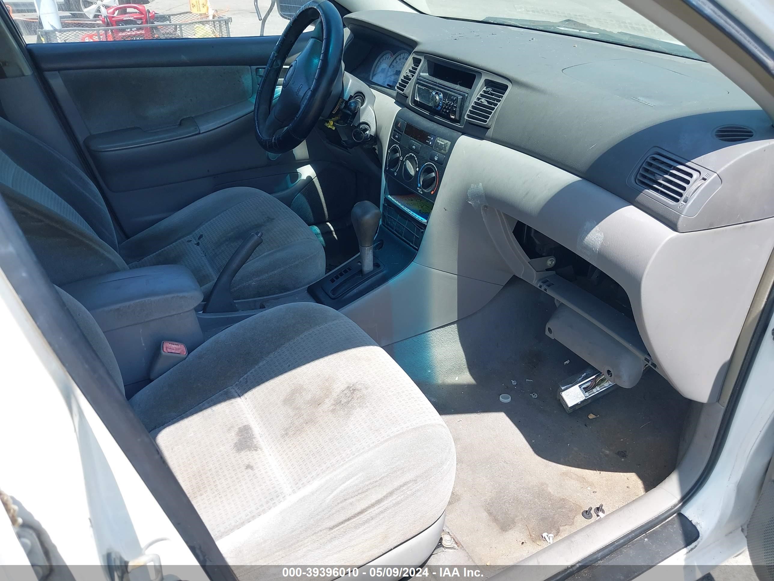 Photo 4 VIN: 1NXBR32E35Z464047 - TOYOTA COROLLA 