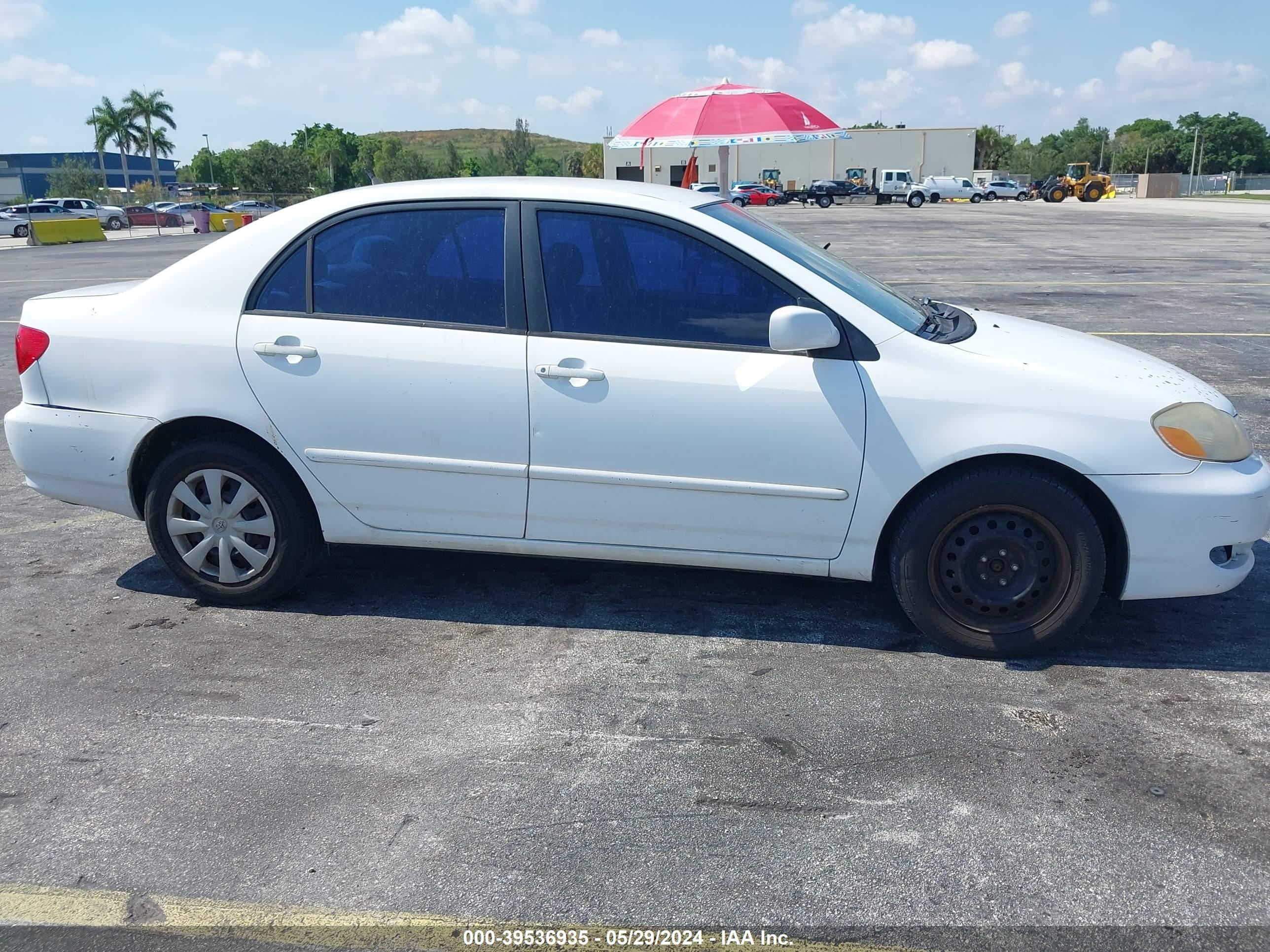 Photo 13 VIN: 1NXBR32E45Z563122 - TOYOTA COROLLA 