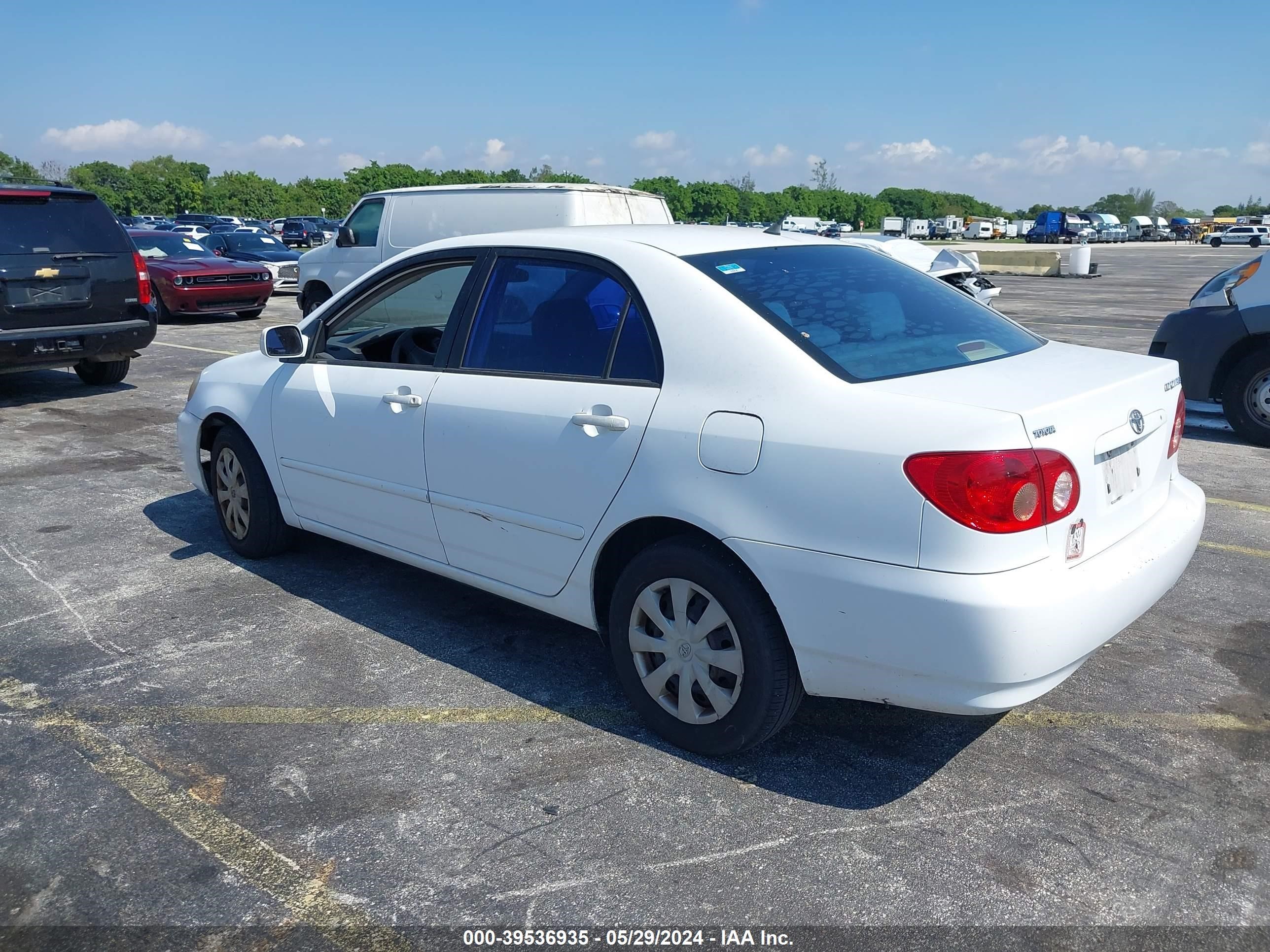 Photo 2 VIN: 1NXBR32E45Z563122 - TOYOTA COROLLA 