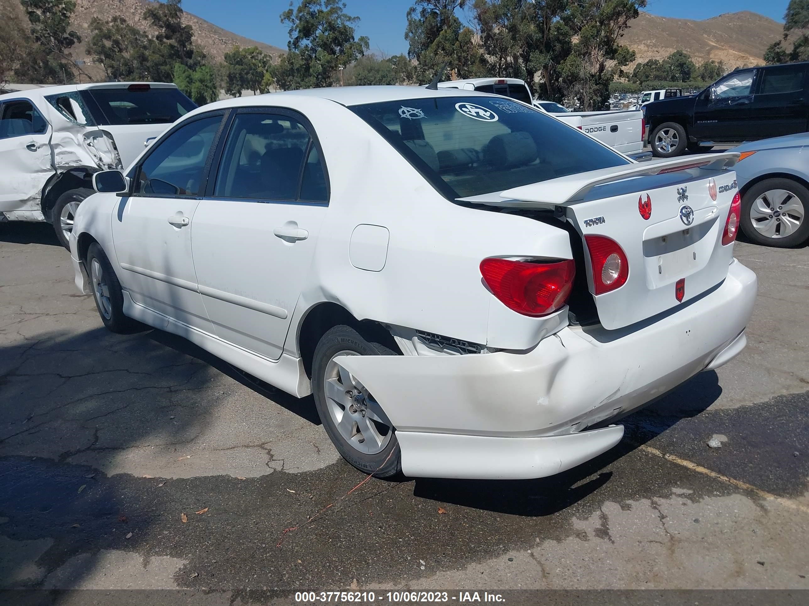 Photo 2 VIN: 1NXBR32E75Z388798 - TOYOTA COROLLA 