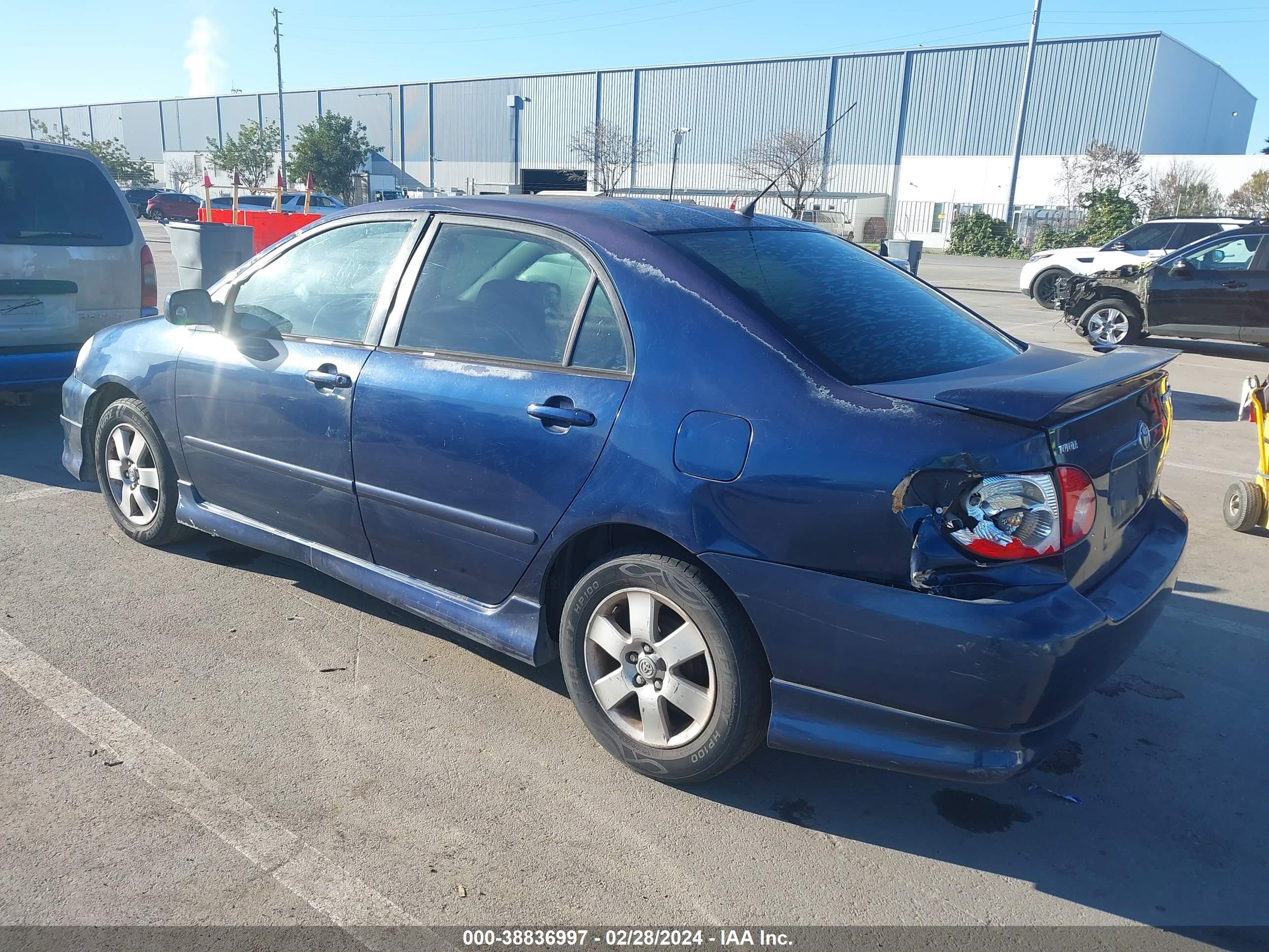 Photo 2 VIN: 1NXBR32E75Z489999 - TOYOTA COROLLA 